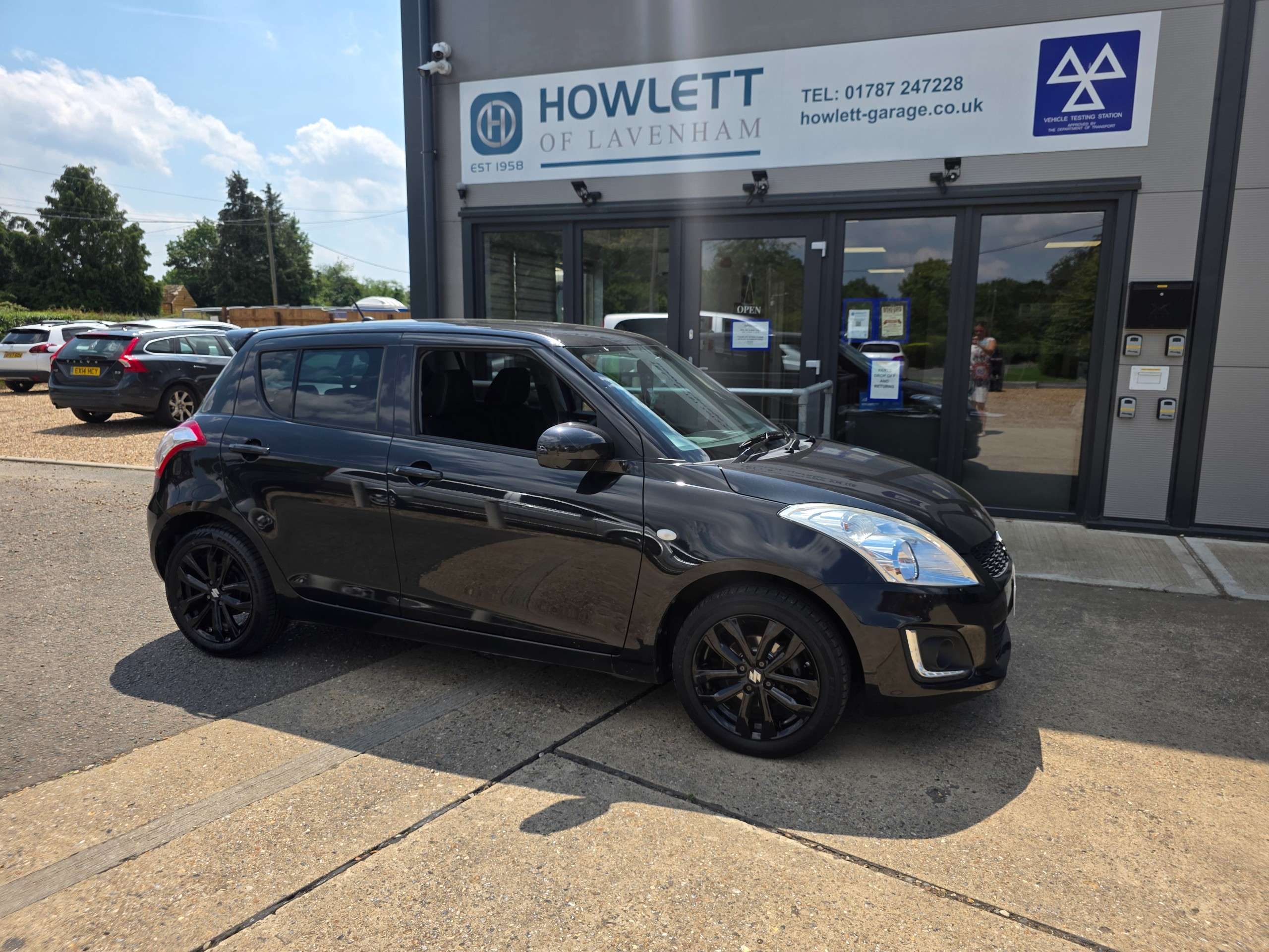 A 2016 SUZUKI SWIFT 1.2 SZ-L Hatchback 5dr Petrol Manual Euro 6 (94 ps) A 2016 SUZUKI SWIFT 1.2 SZ-L Hatchback 5dr Petrol Manual Euro 6 (94 ps)