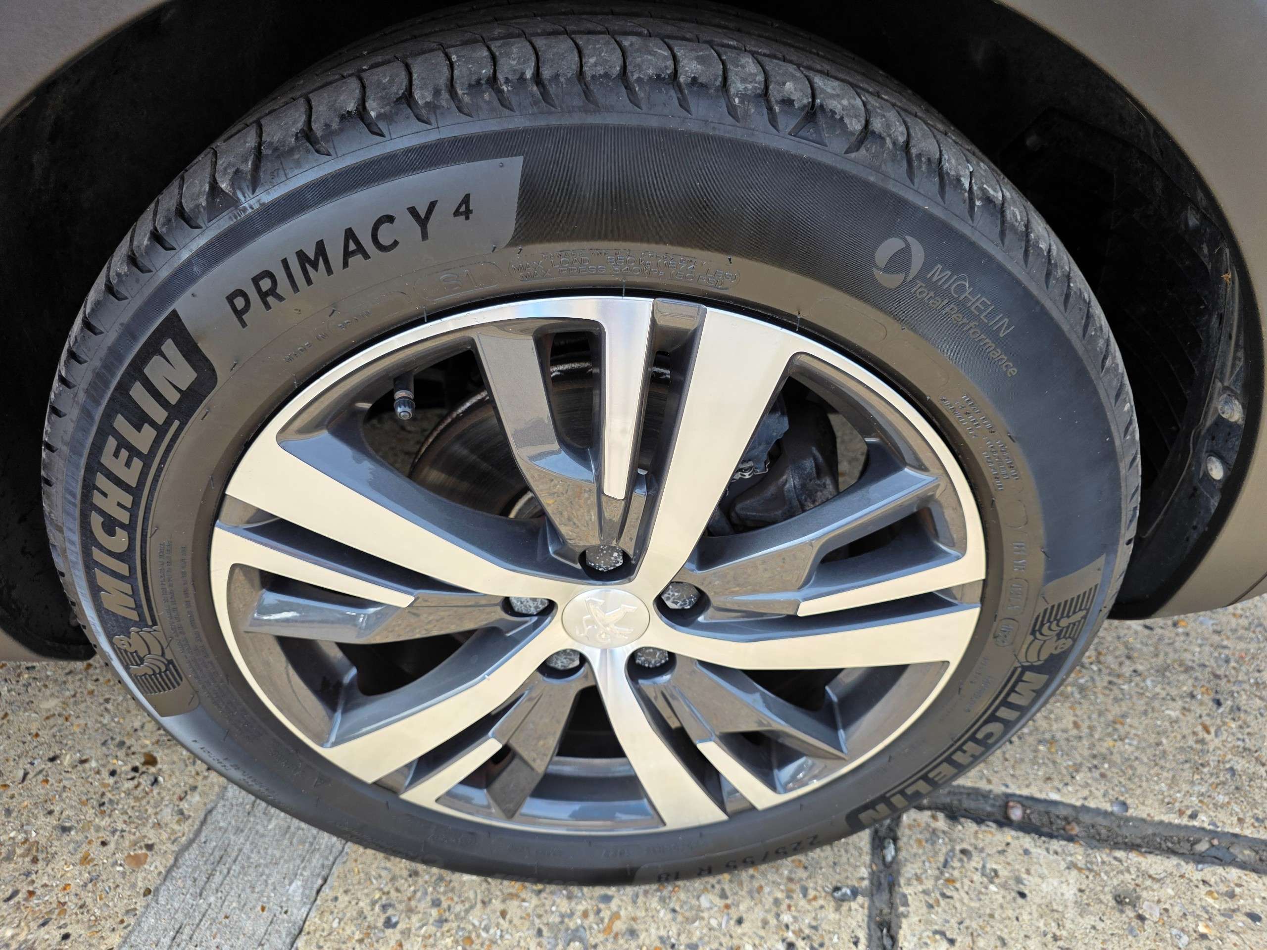 2022 PEUGEOT 3008 2022 PEUGEOT 3008