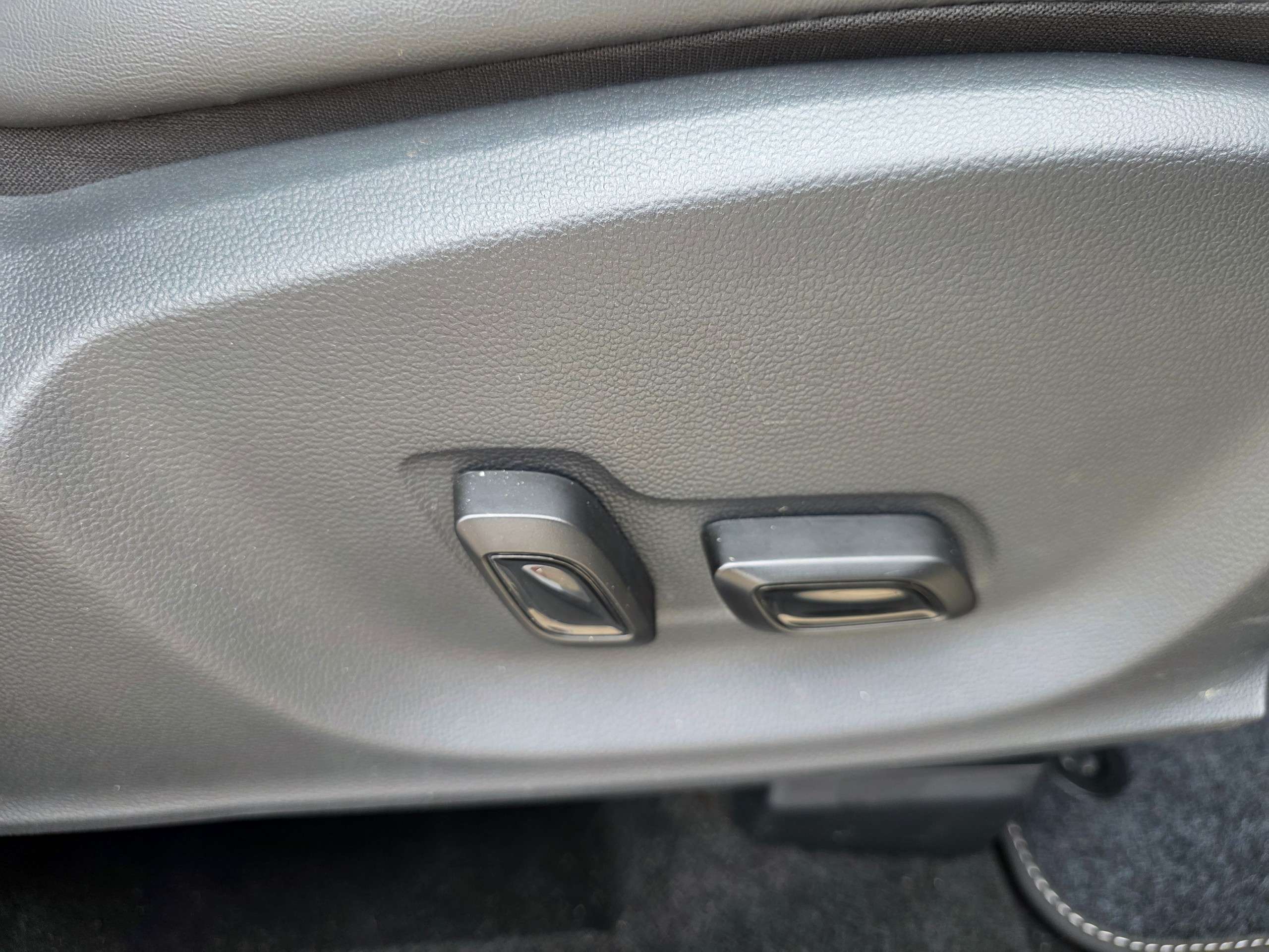 2023 MG ZS 2023 MG ZS