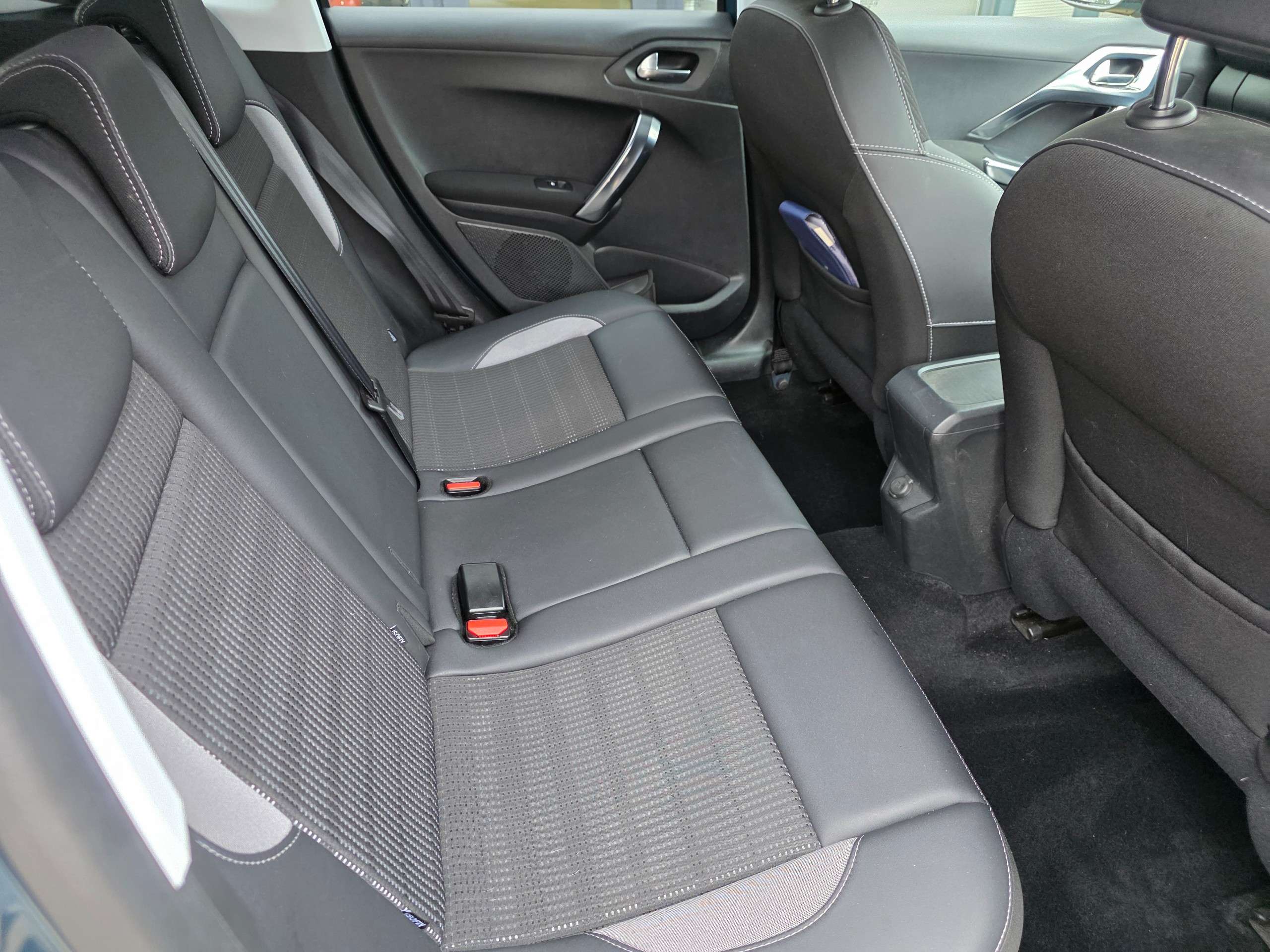 2018 PEUGEOT 2008 2018 PEUGEOT 2008