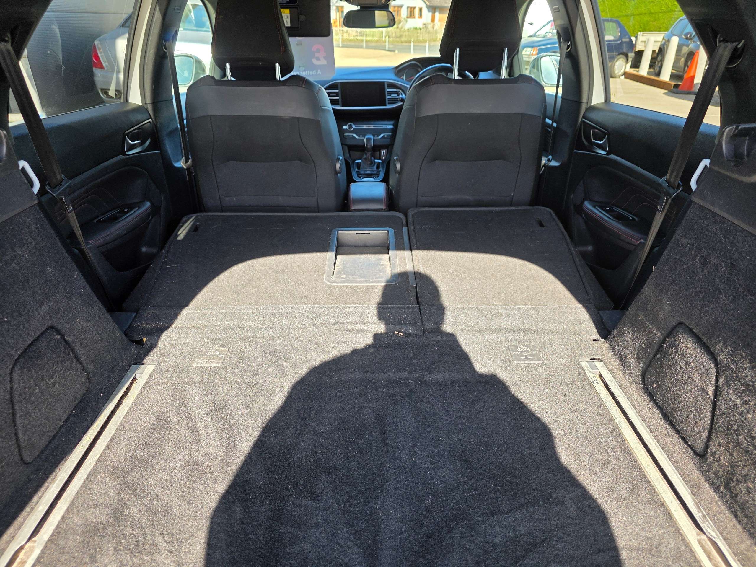 2016 PEUGEOT 308 2016 PEUGEOT 308