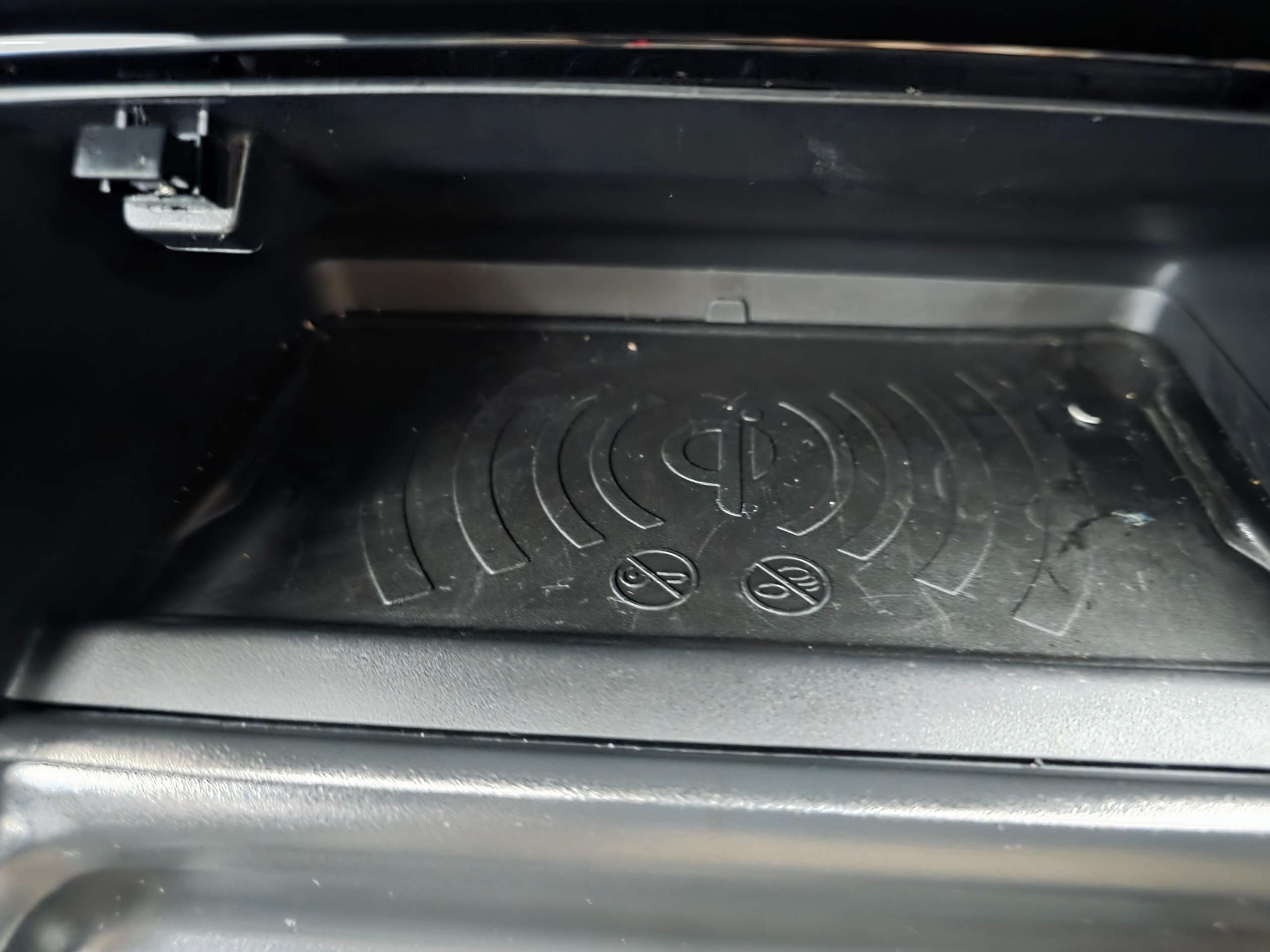 2023 PEUGEOT 2008 2023 PEUGEOT 2008