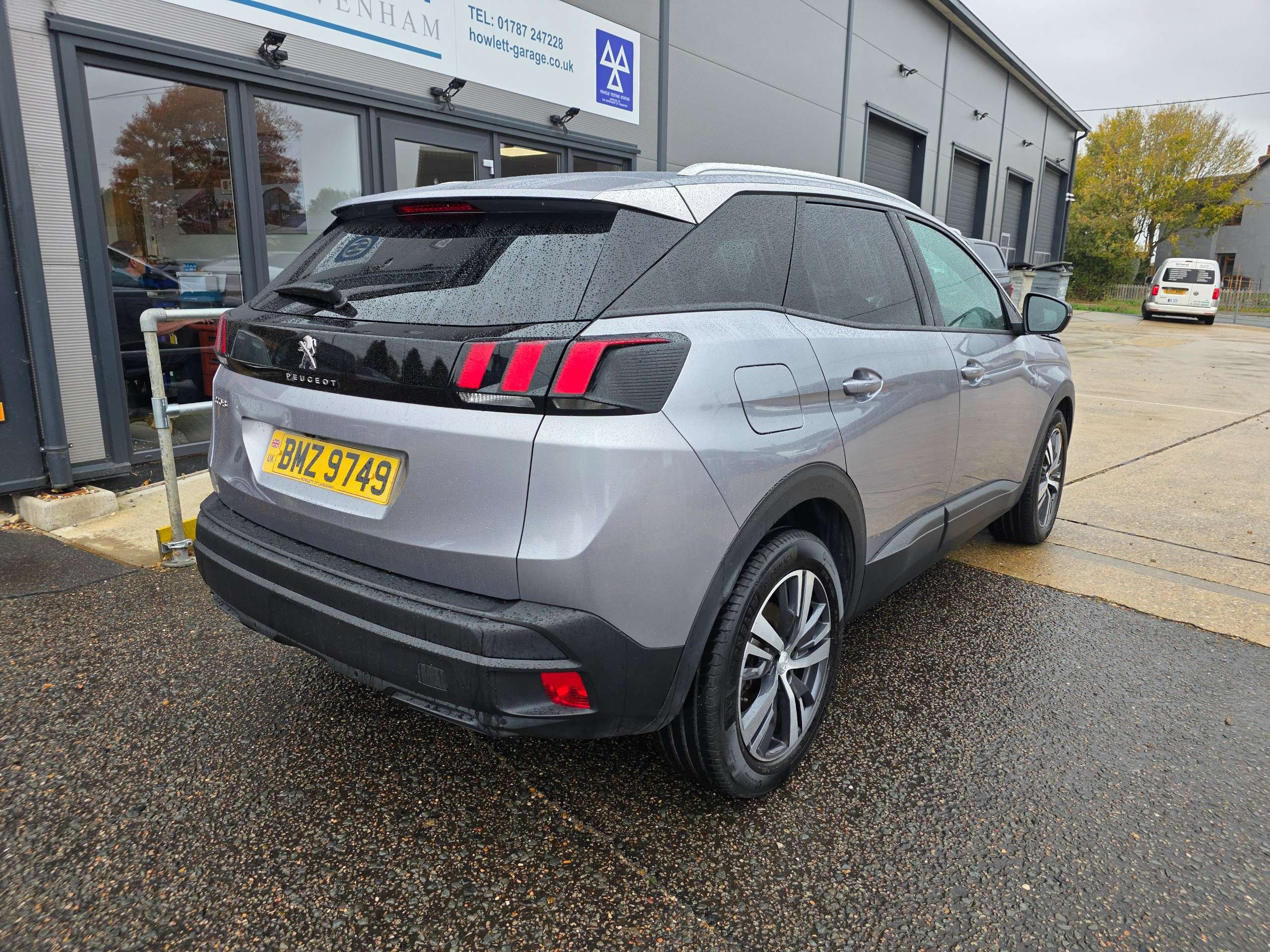 2023 PEUGEOT 3008 2023 PEUGEOT 3008