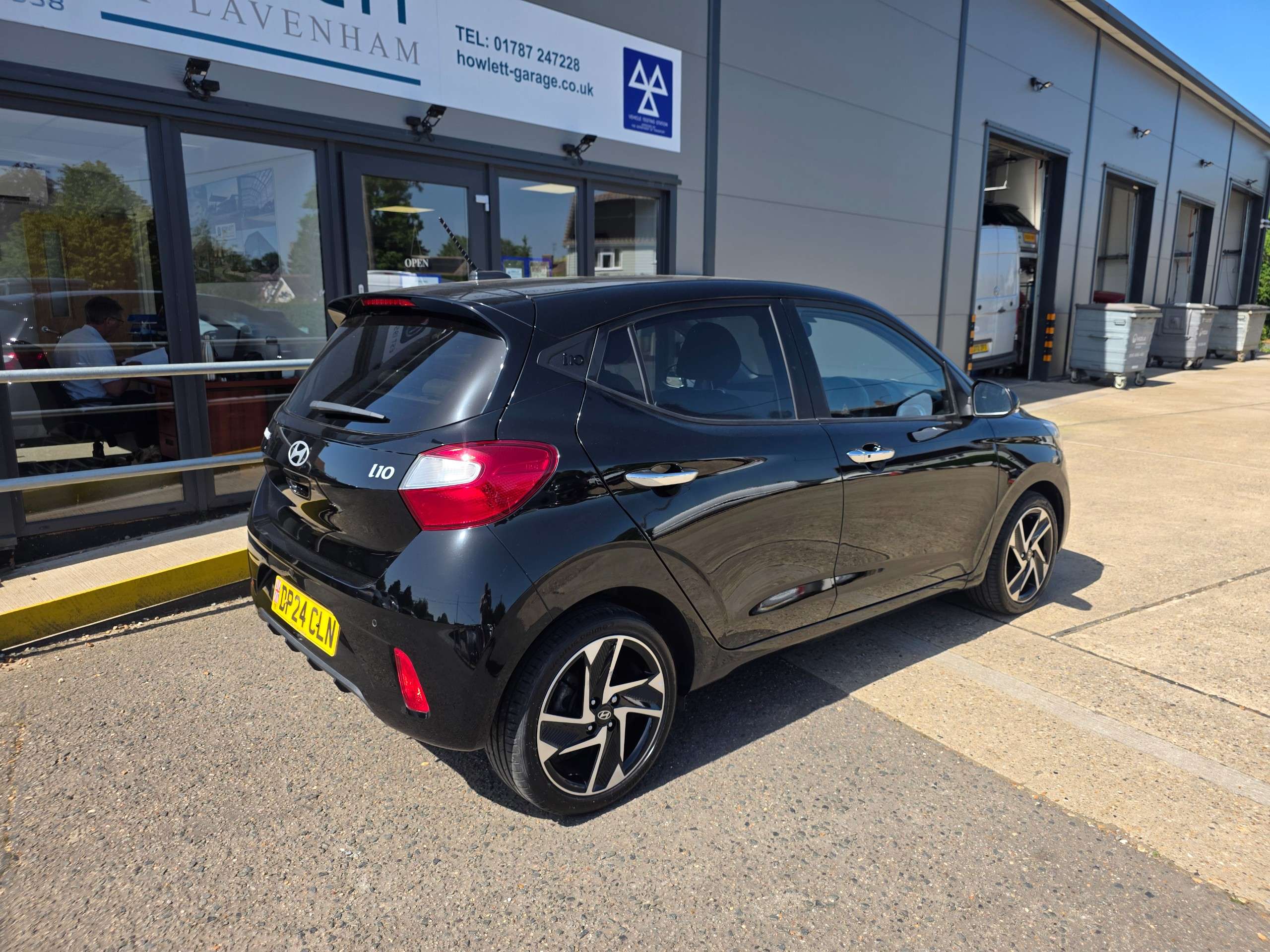 2024 HYUNDAI I10 2024 HYUNDAI I10