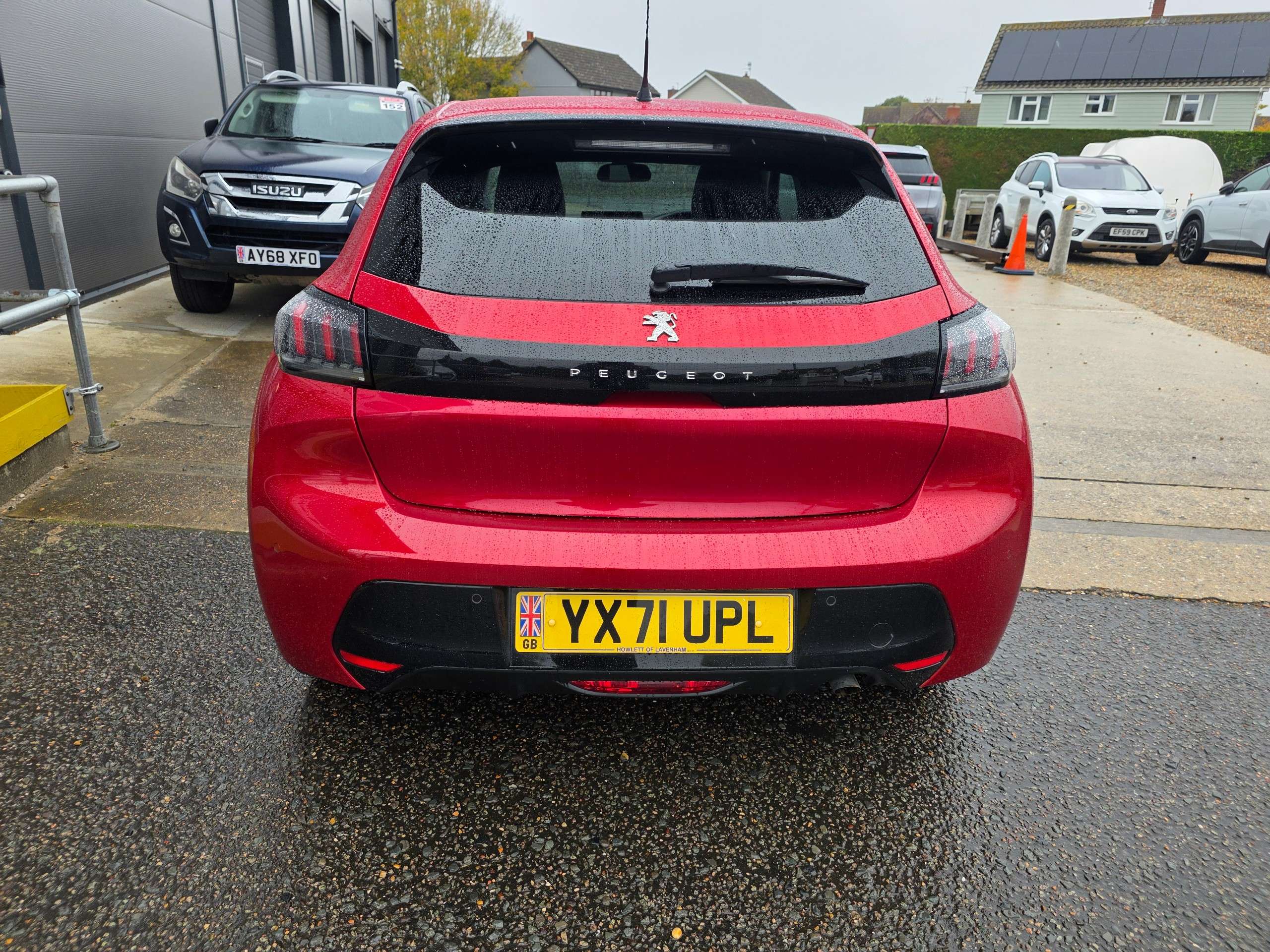 2021 PEUGEOT 208 2021 PEUGEOT 208
