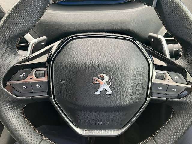 2022 PEUGEOT 3008 2022 PEUGEOT 3008