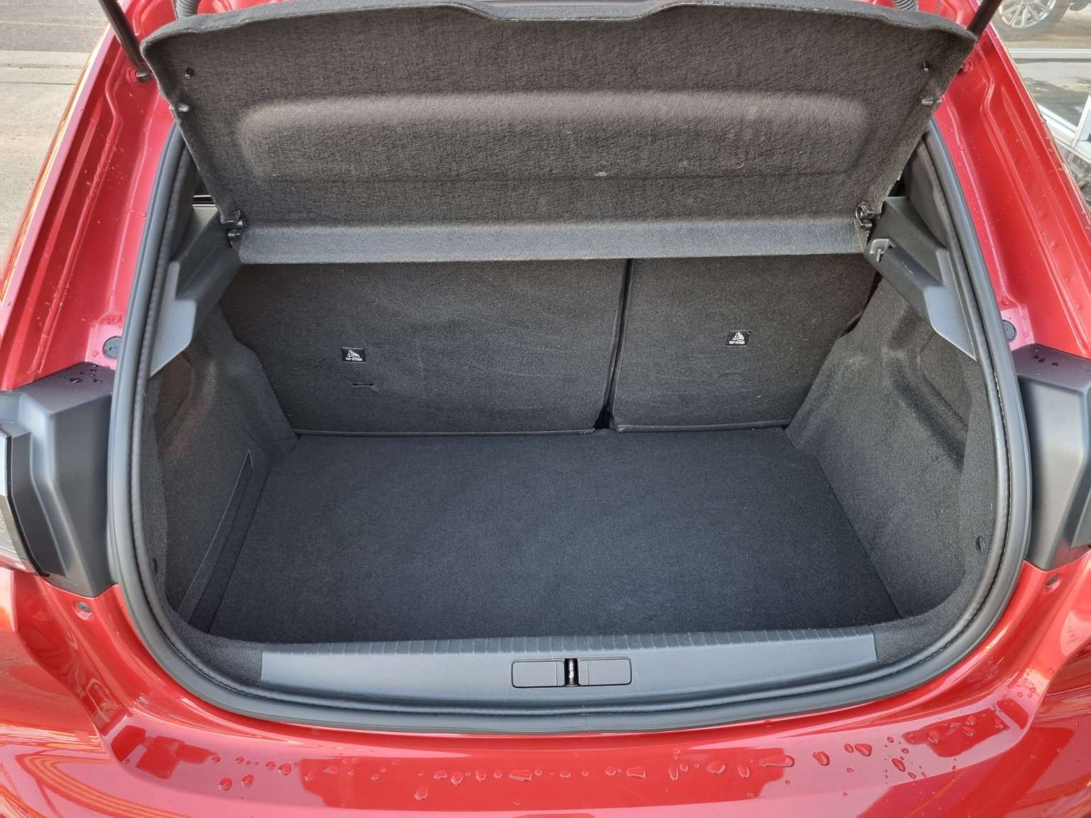 2020 PEUGEOT 208 2020 PEUGEOT 208