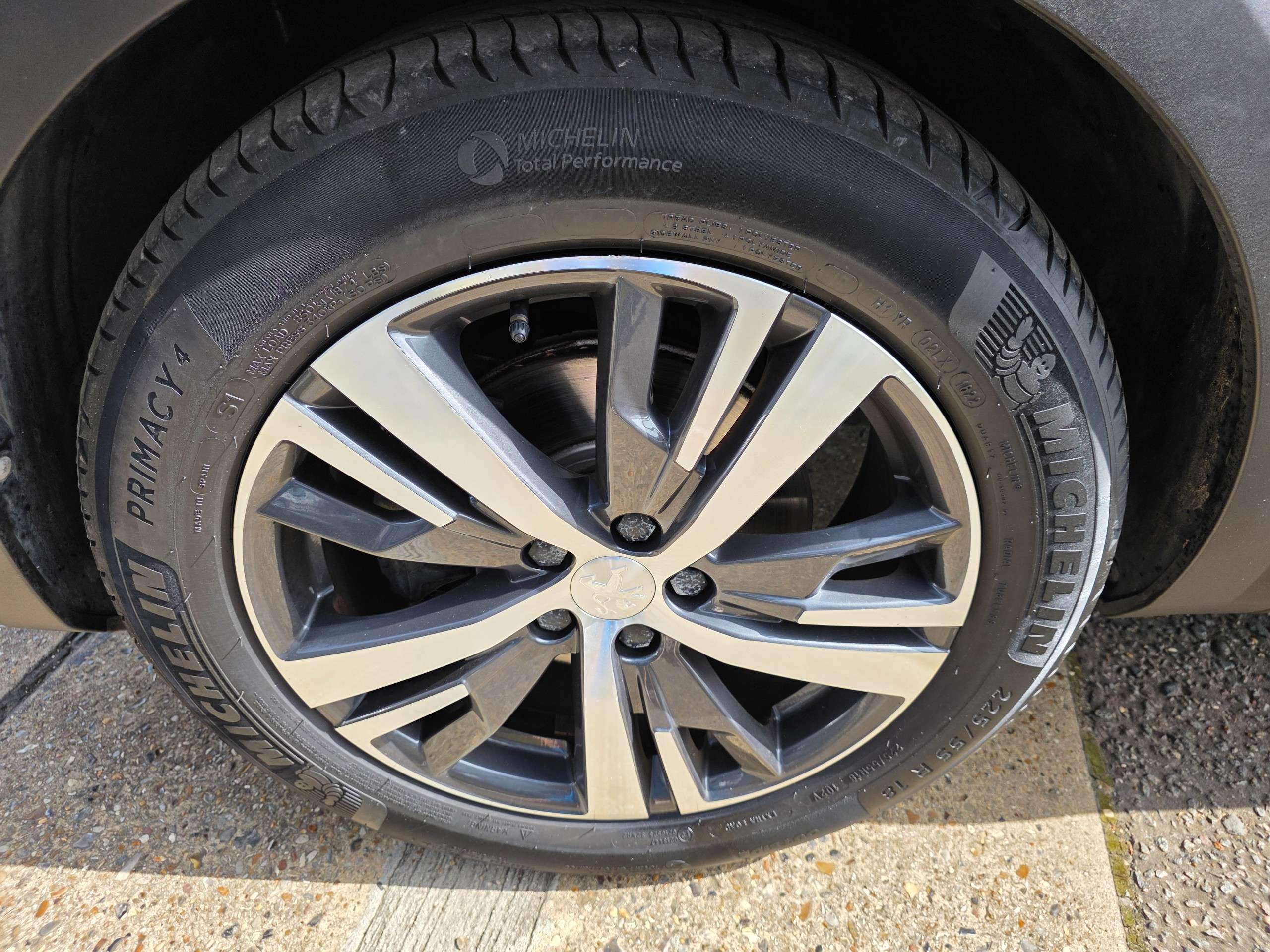 2022 PEUGEOT 3008 2022 PEUGEOT 3008