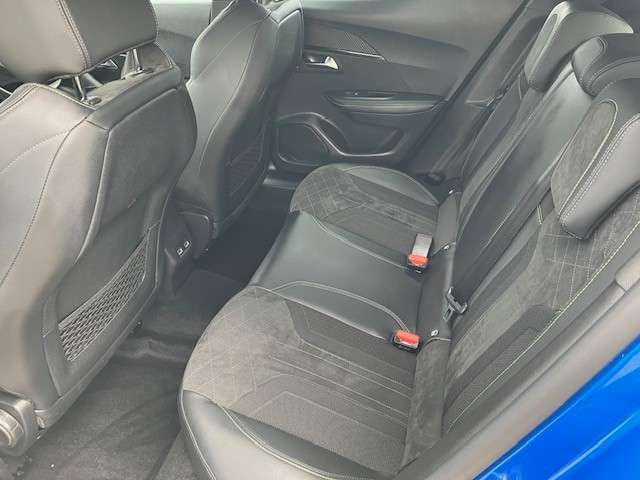 2021 PEUGEOT 2008 2021 PEUGEOT 2008