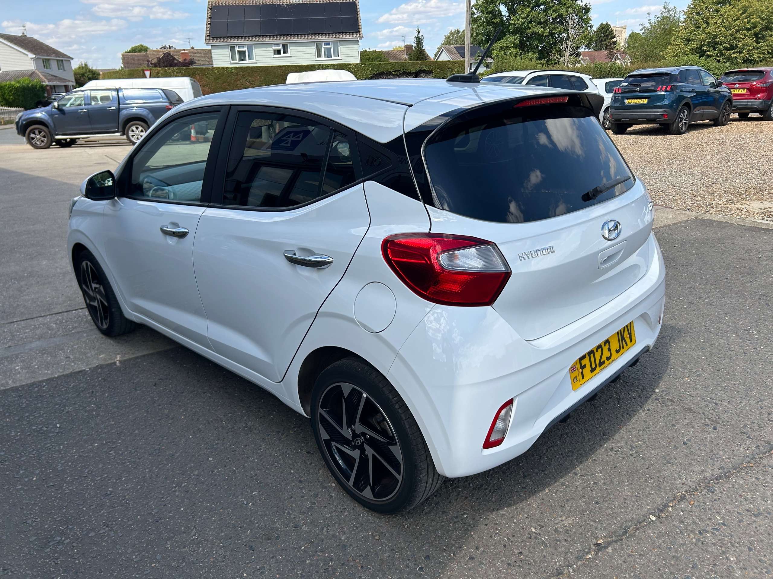 2023 HYUNDAI I10 2023 HYUNDAI I10