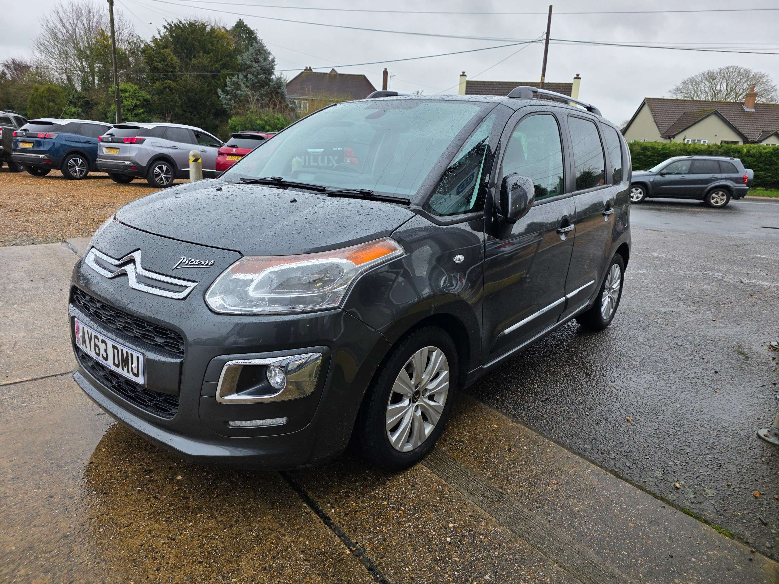 A 2014 CITROEN C3 PICASSO 1.6 VTi Exclusive MPV 5dr Petrol Manual Euro 5 (120 ps) A 2014 CITROEN C3 PICASSO 1.6 VTi Exclusive MPV 5dr Petrol Manual Euro 5 (120 ps)