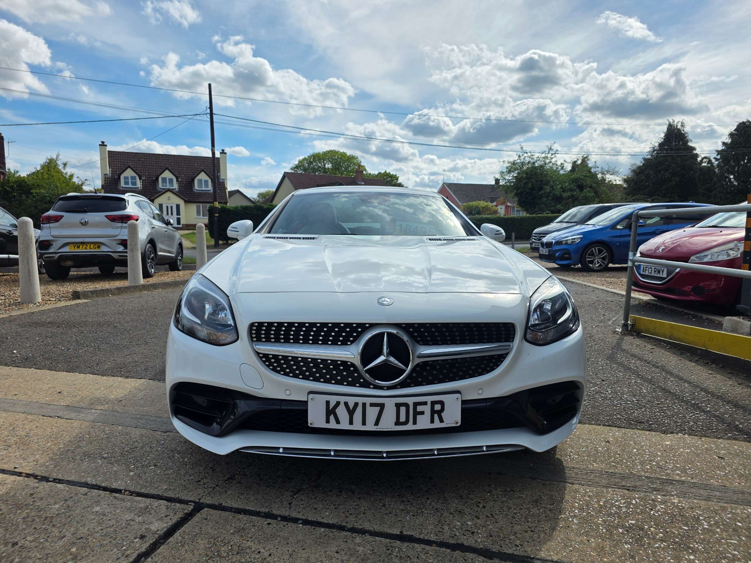 A 2017 MERCEDES-BENZ SLC 2.1 SLC250d AMG Line Convertible 2dr Diesel G-Tronic Euro 6 (s/s) (204 ps) A 2017 MERCEDES-BENZ SLC 2.1 SLC250d AMG Line Convertible 2dr Diesel G-Tronic Euro 6 (s/s) (204 ps)