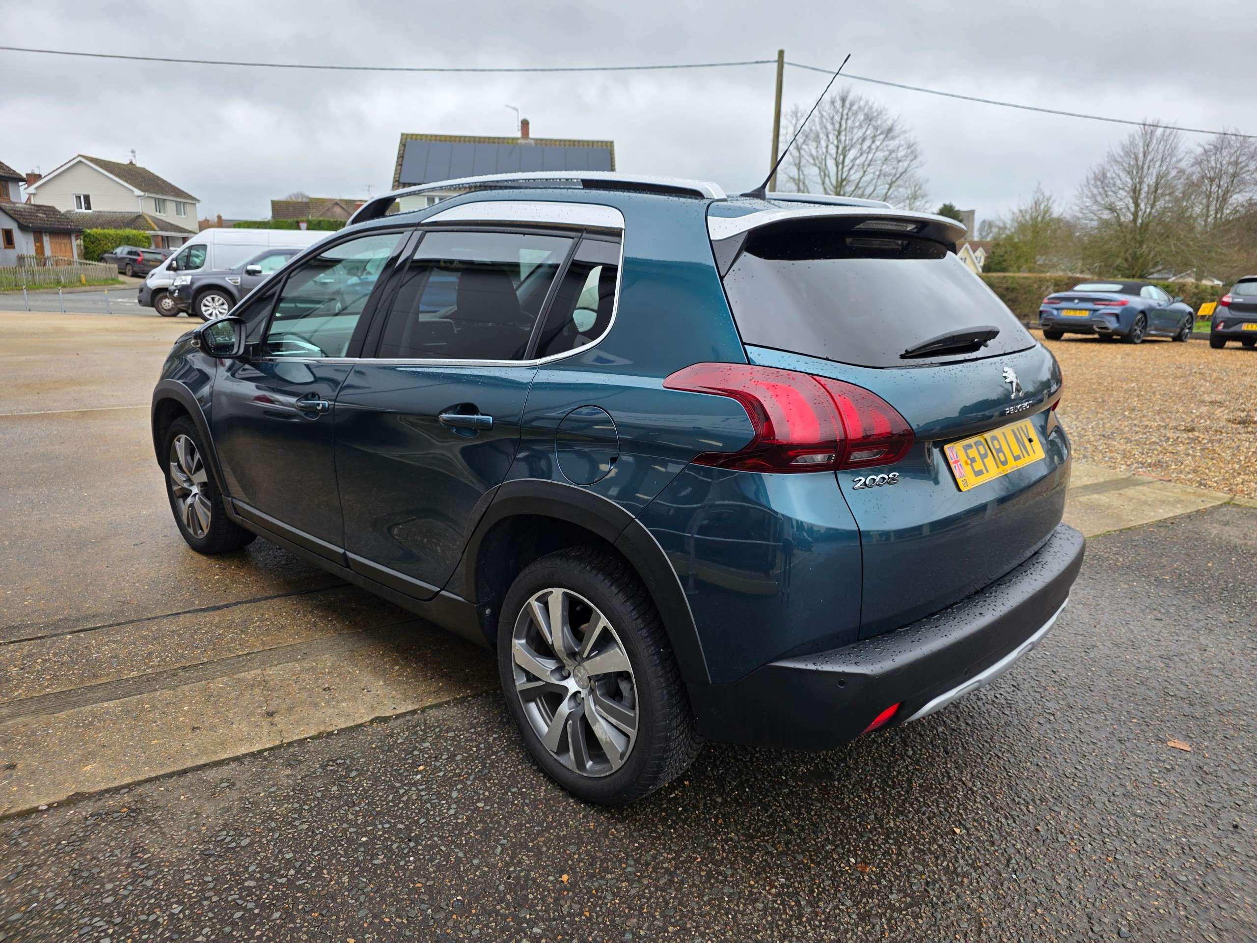 2018 PEUGEOT 2008 2018 PEUGEOT 2008