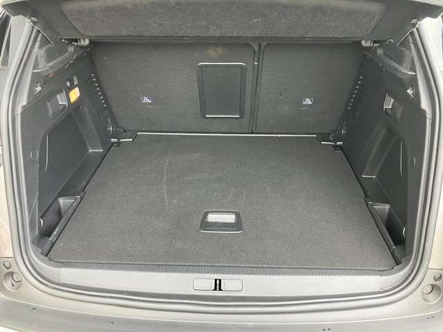 2022 PEUGEOT 3008 2022 PEUGEOT 3008