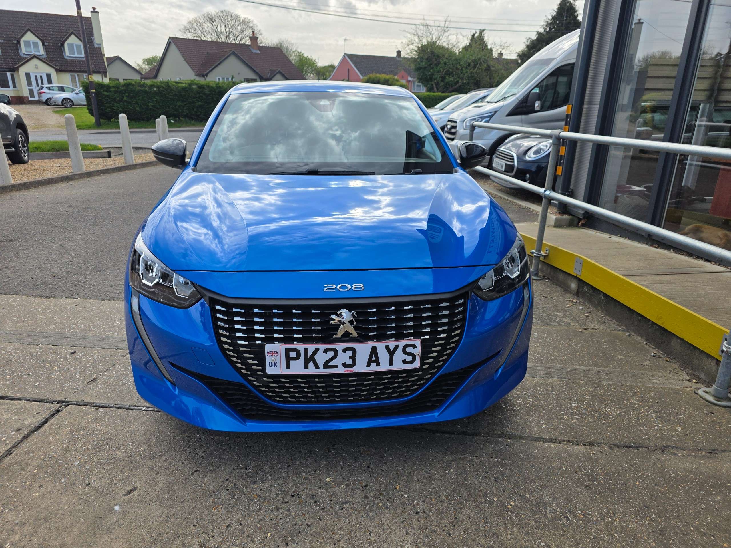 A 2023 PEUGEOT 208 1.2 PureTech Allure Premium + Hatchback 5dr Petrol EAT Euro 6 (s/s) (100 ps) A 2023 PEUGEOT 208 1.2 PureTech Allure Premium + Hatchback 5dr Petrol EAT Euro 6 (s/s) (100 ps)