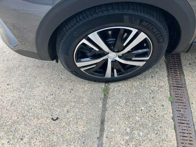 2022 PEUGEOT 3008 2022 PEUGEOT 3008