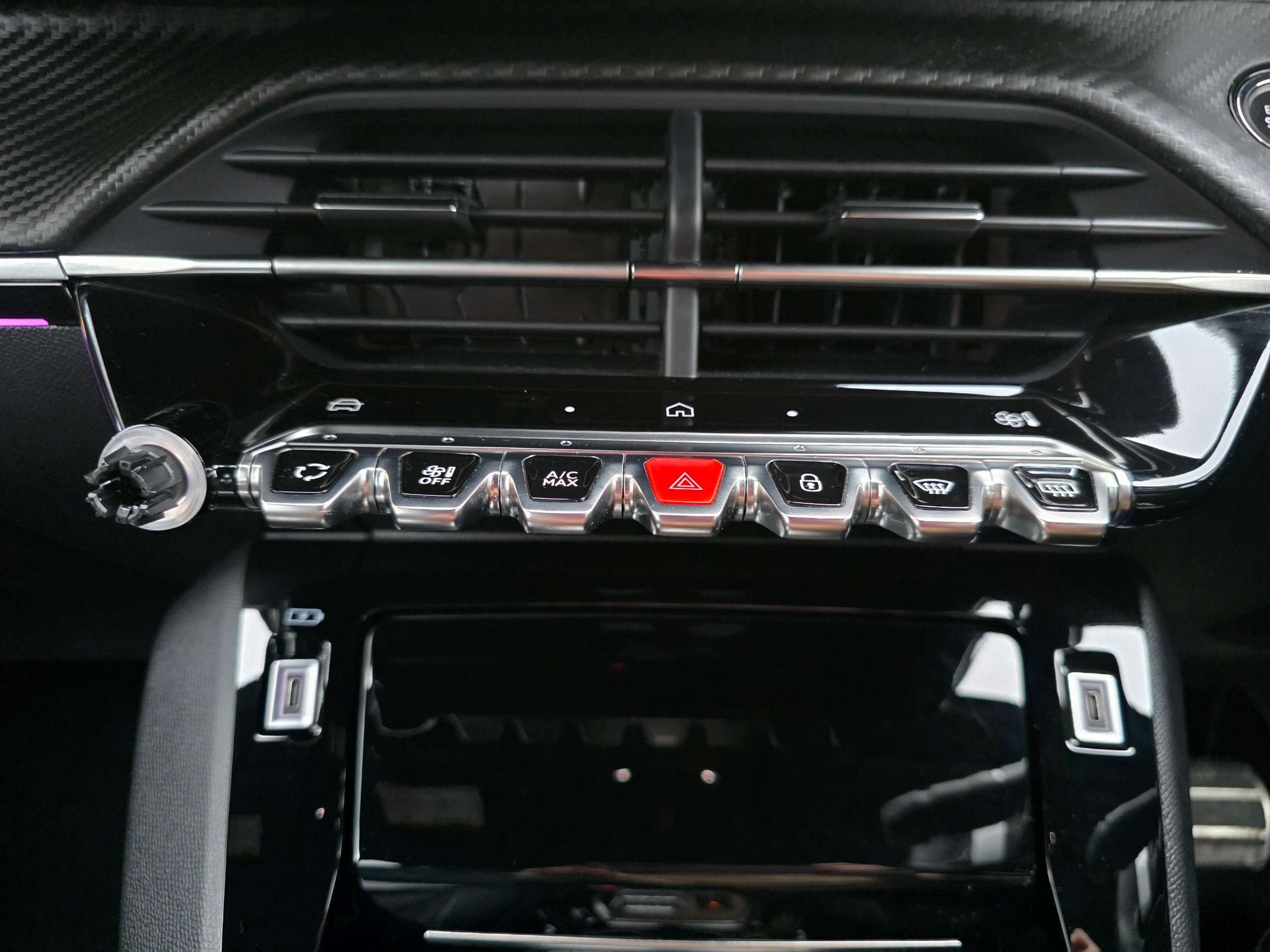 2023 PEUGEOT 2008 2023 PEUGEOT 2008