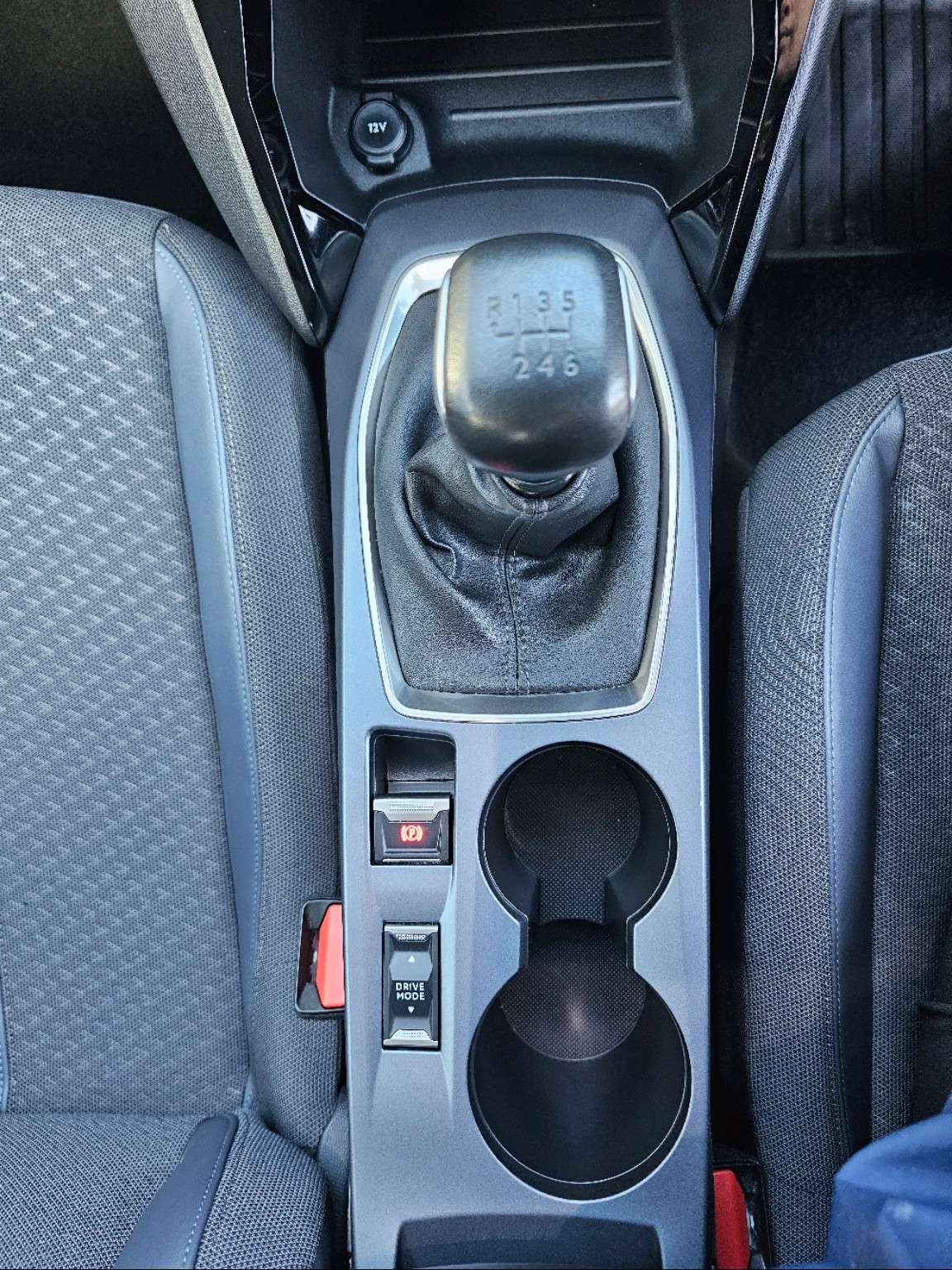 2020 PEUGEOT 2008 2020 PEUGEOT 2008