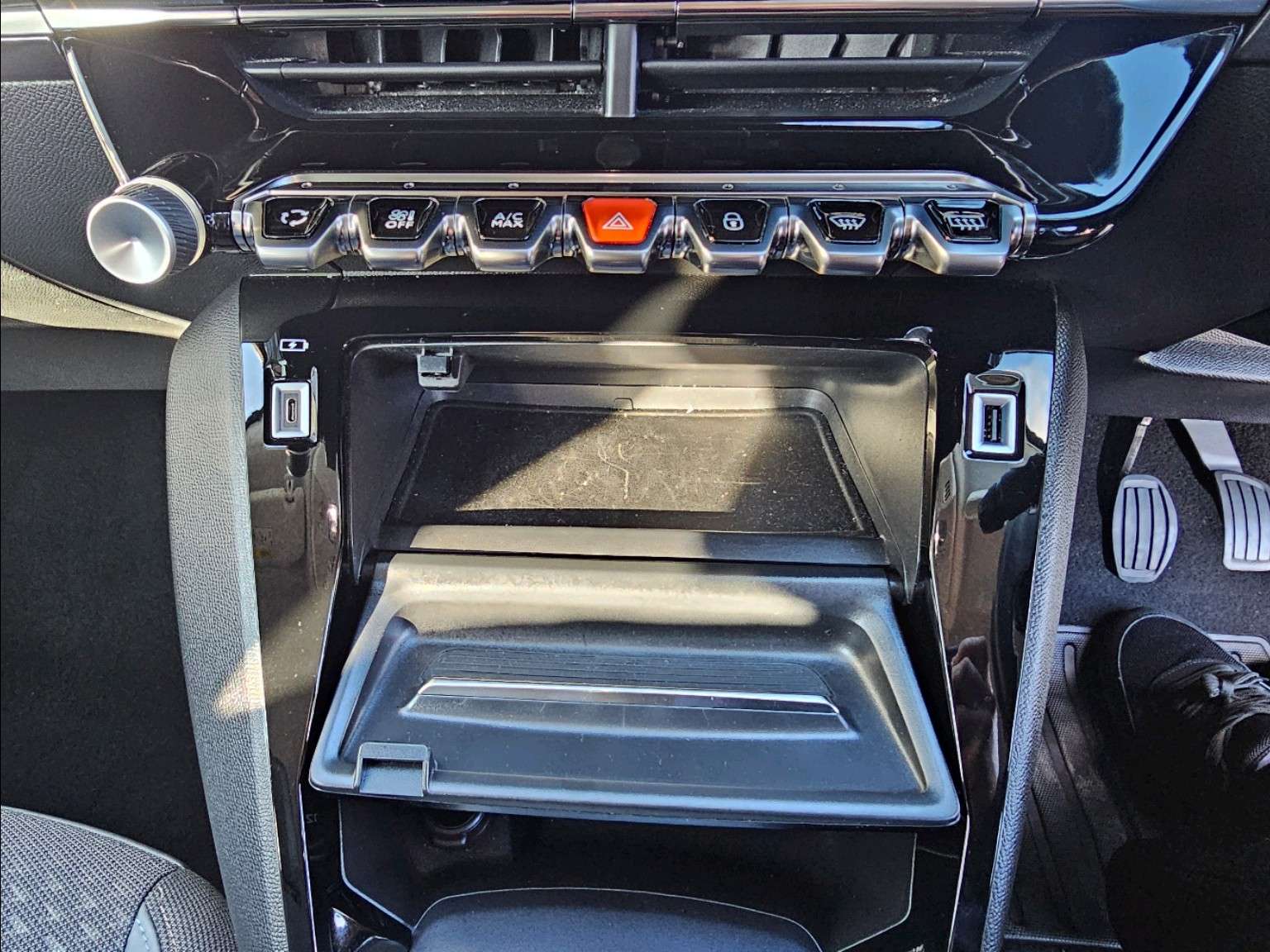 2020 PEUGEOT 2008 2020 PEUGEOT 2008