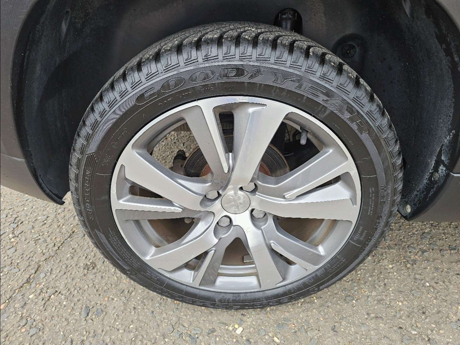 2018 PEUGEOT 2008 2018 PEUGEOT 2008