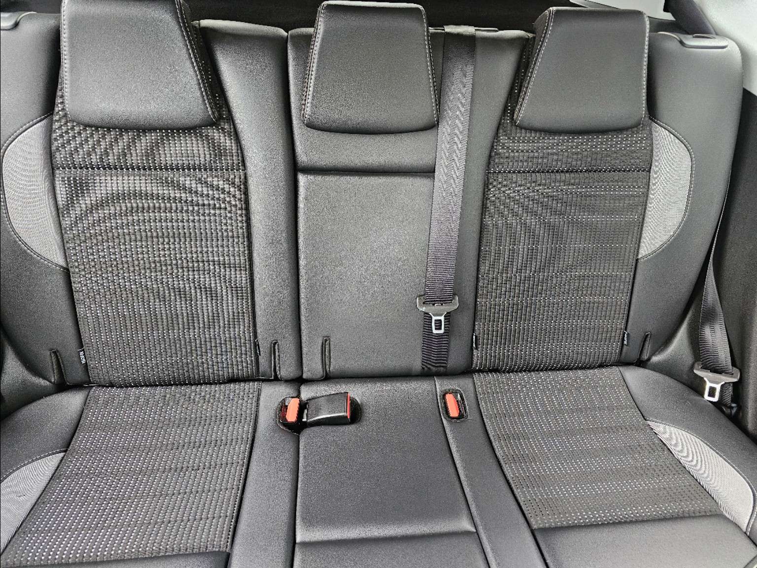 2018 PEUGEOT 2008 2018 PEUGEOT 2008