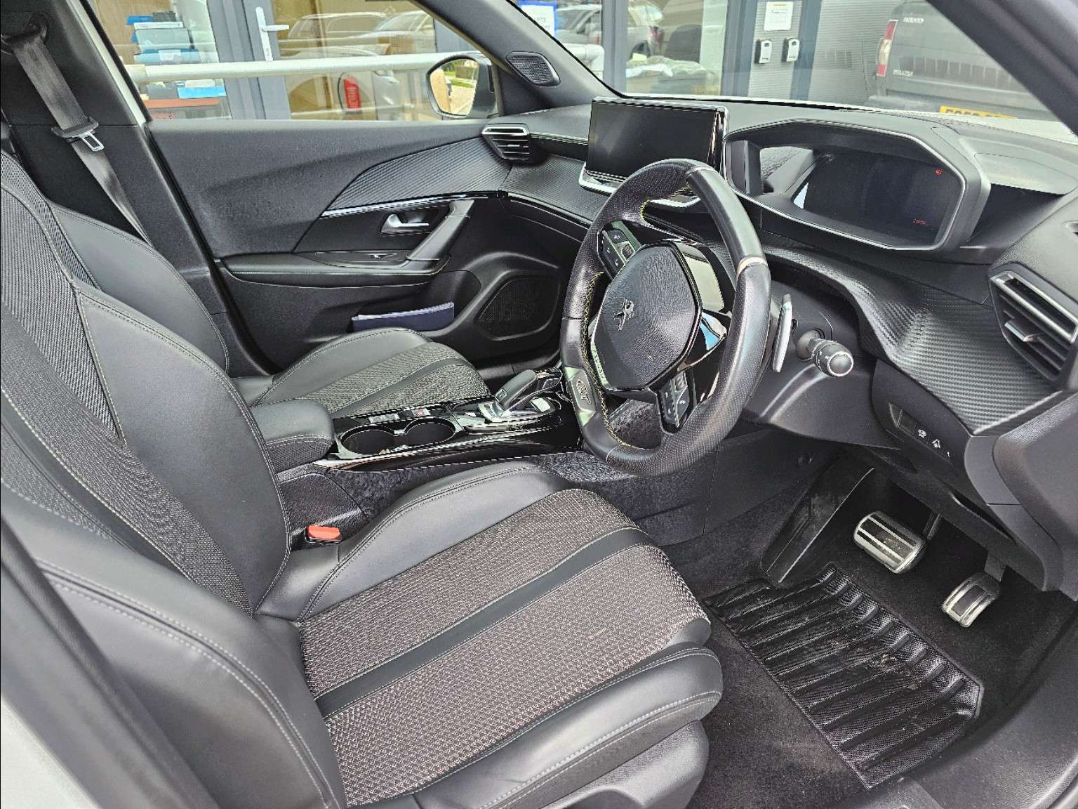 2020 PEUGEOT 2008 2020 PEUGEOT 2008