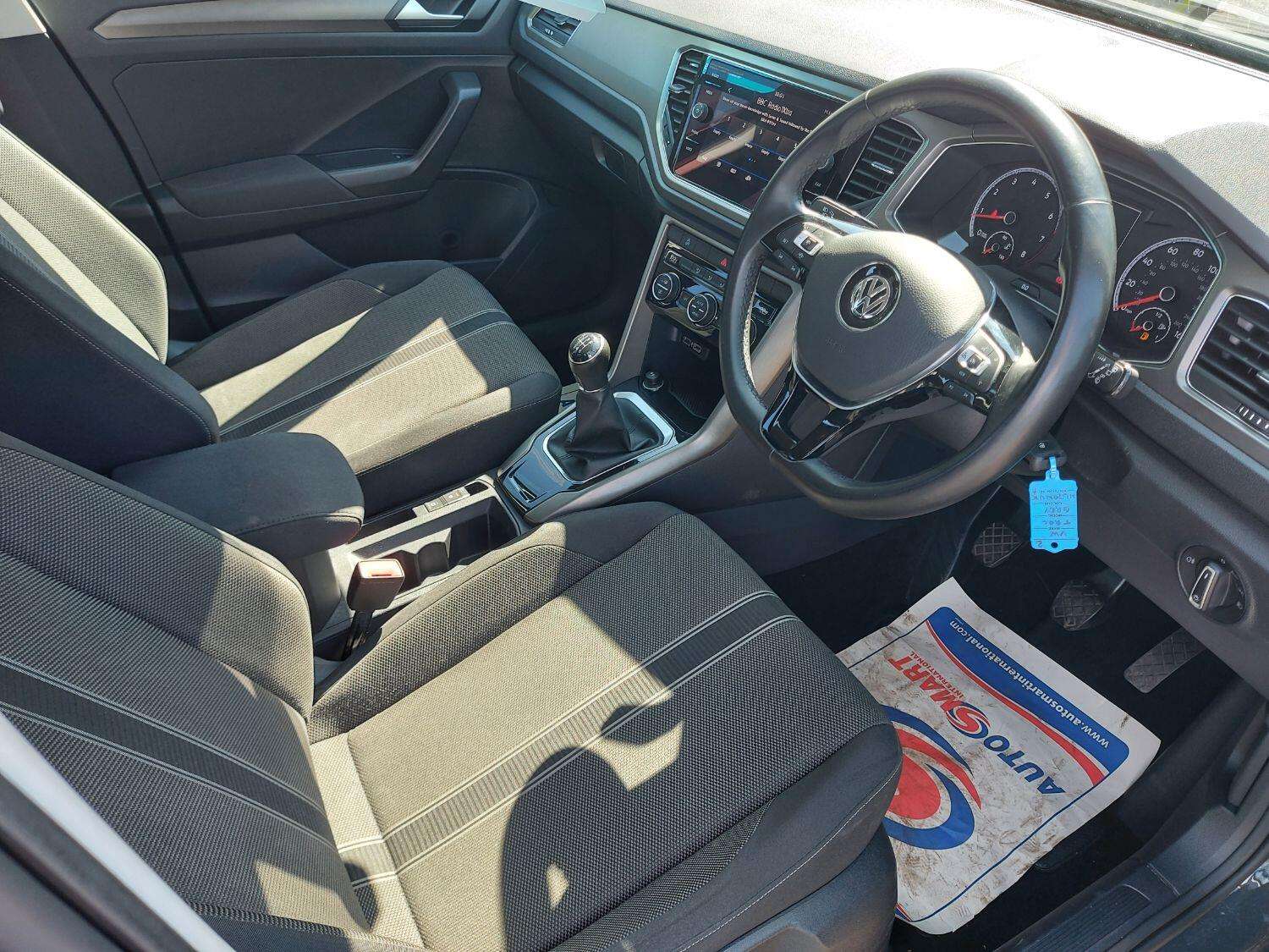 2020 VOLKSWAGEN T-ROC 2020 VOLKSWAGEN T-ROC