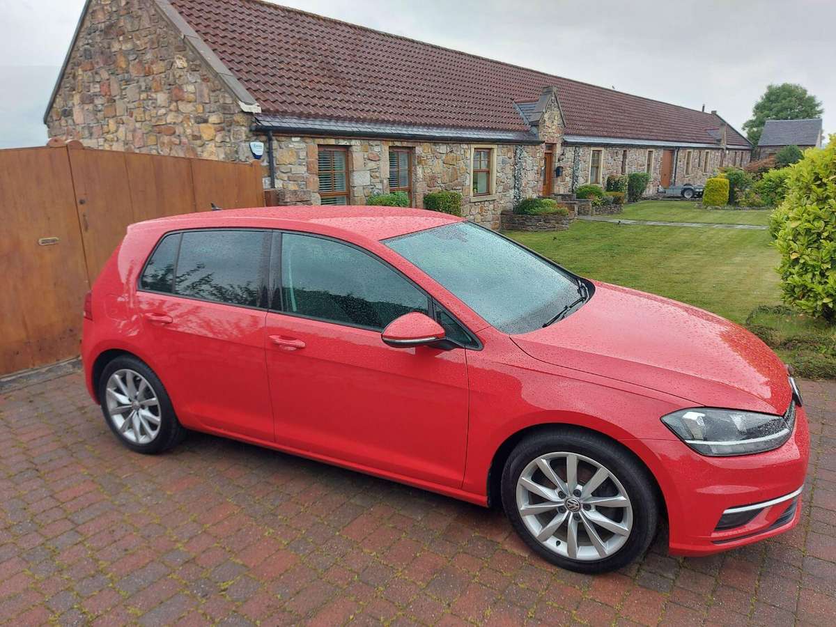 Check out this Volkswagen Golf 2018 Diesel Manual