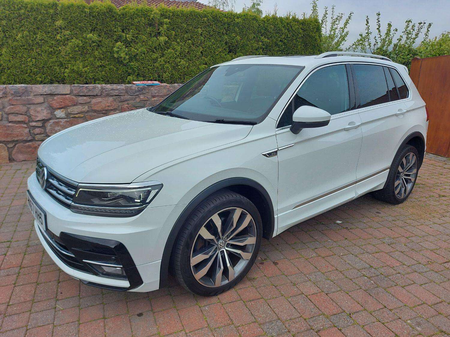 2017 VOLKSWAGEN TIGUAN 2017 VOLKSWAGEN TIGUAN