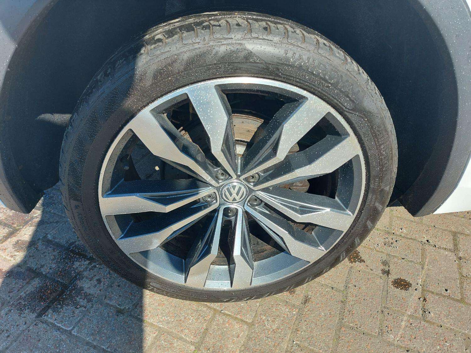 2017 VOLKSWAGEN TIGUAN 2017 VOLKSWAGEN TIGUAN