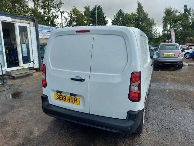 A 2019 CITROEN BERLINGO 1.6 BlueHDi 650 Enterprise M A 2019 CITROEN BERLINGO 1.6 BlueHDi 650 Enterprise M