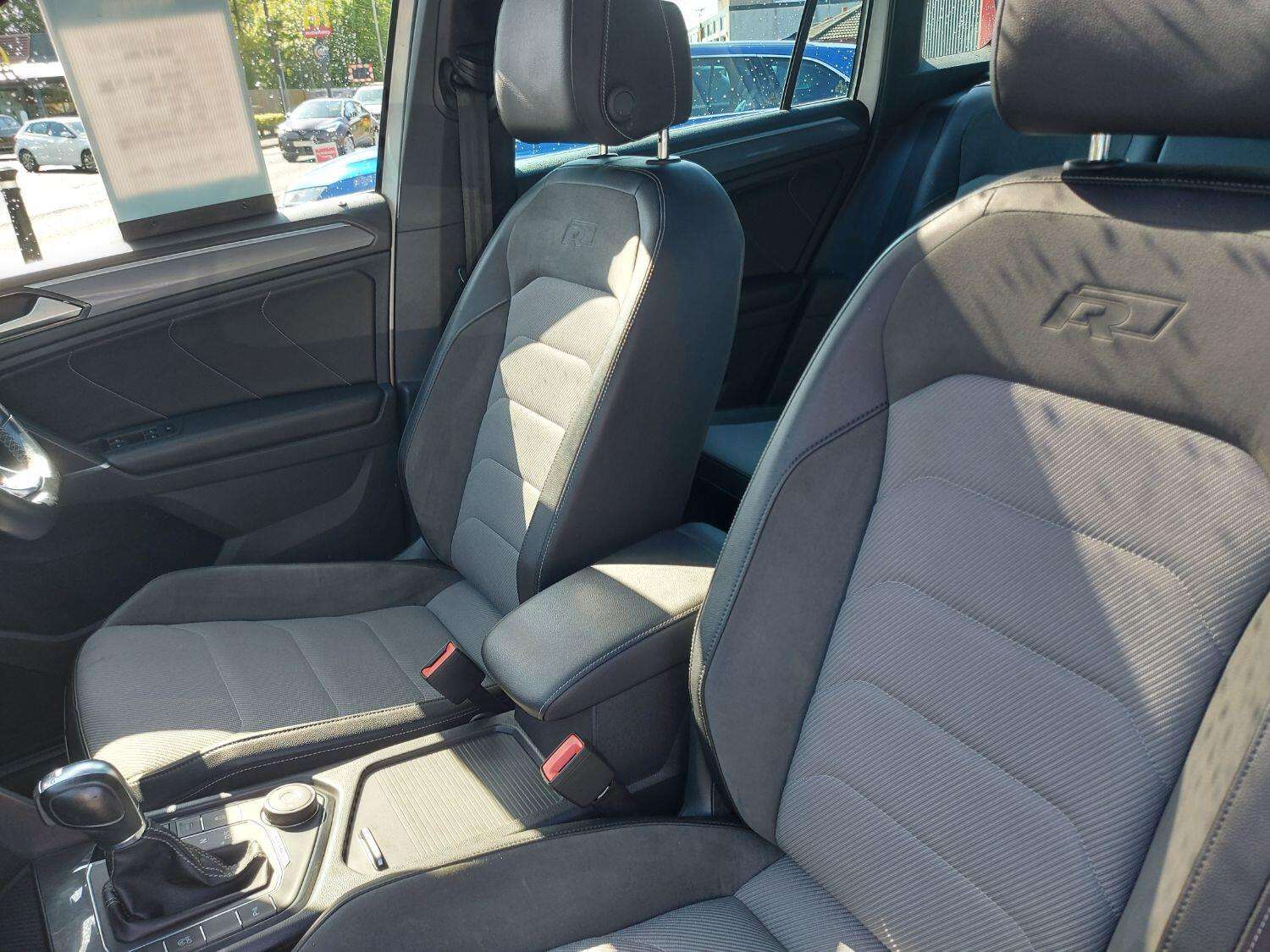 2017 VOLKSWAGEN TIGUAN 2017 VOLKSWAGEN TIGUAN