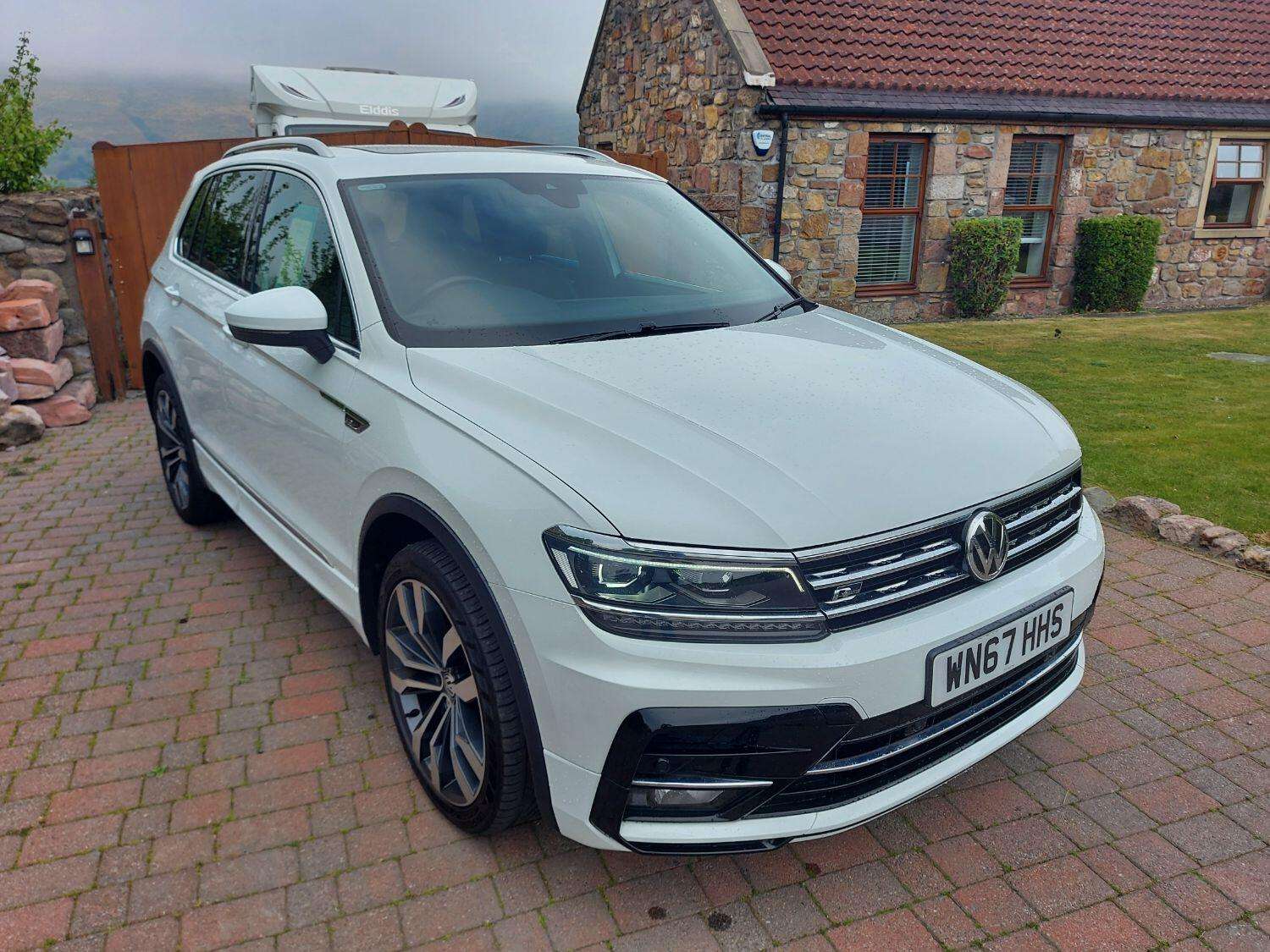 2017 VOLKSWAGEN TIGUAN 2017 VOLKSWAGEN TIGUAN