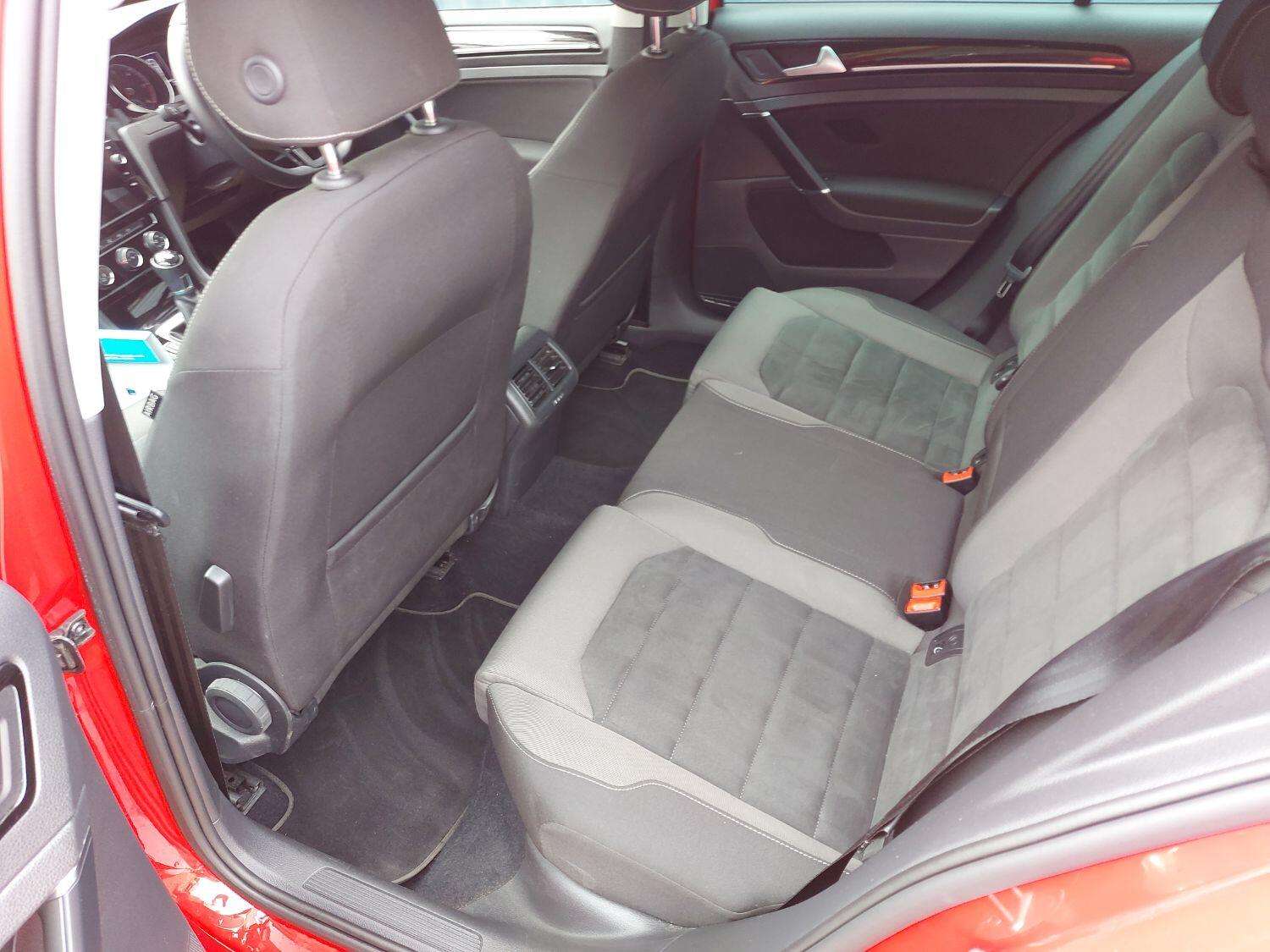 2018 VOLKSWAGEN GOLF 2018 VOLKSWAGEN GOLF