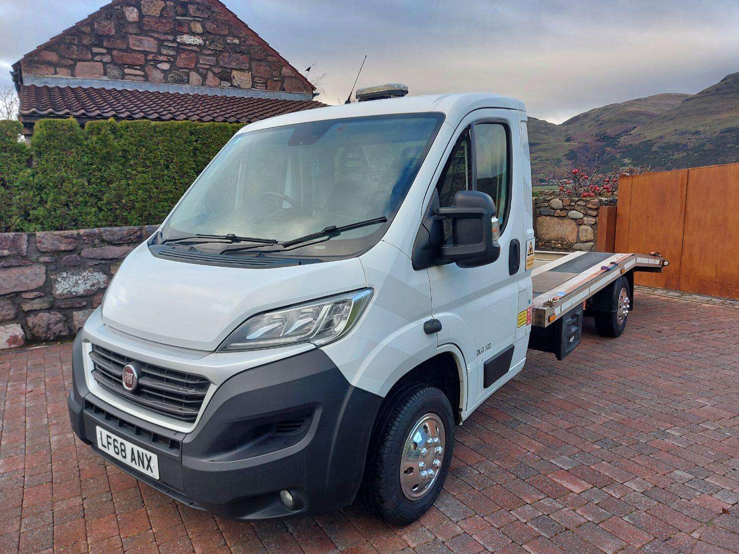 A 2019 FIAT DUCATO 35 C/C MULTIJET II A 2019 FIAT DUCATO 35 C/C MULTIJET II