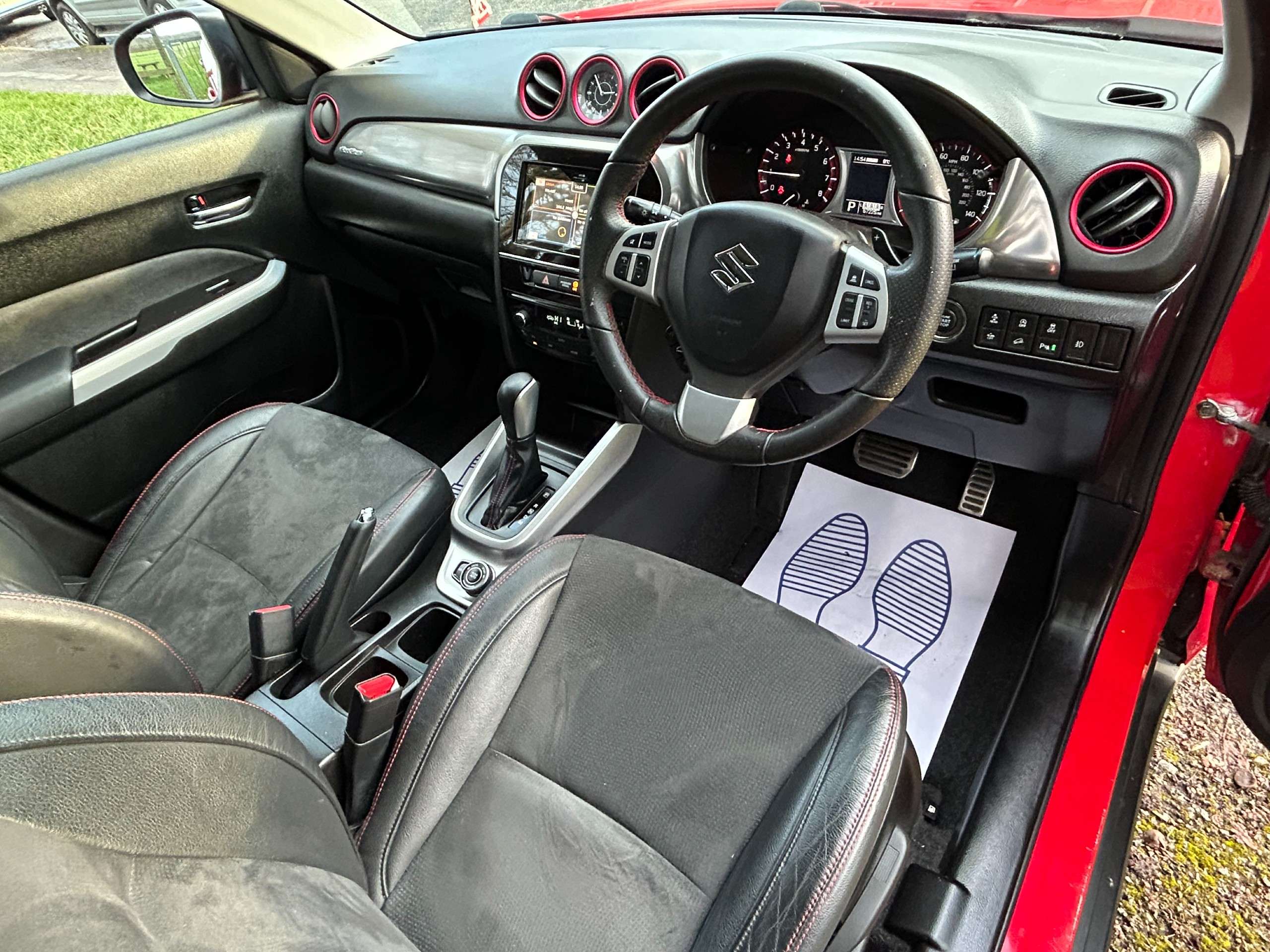 A 2017 SUZUKI VITARA 1.4 Boosterjet S SUV 5dr Petrol Auto ALLGRIP Euro 6 (s/s) (140 ps) A 2017 SUZUKI VITARA 1.4 Boosterjet S SUV 5dr Petrol Auto ALLGRIP Euro 6 (s/s) (140 ps)