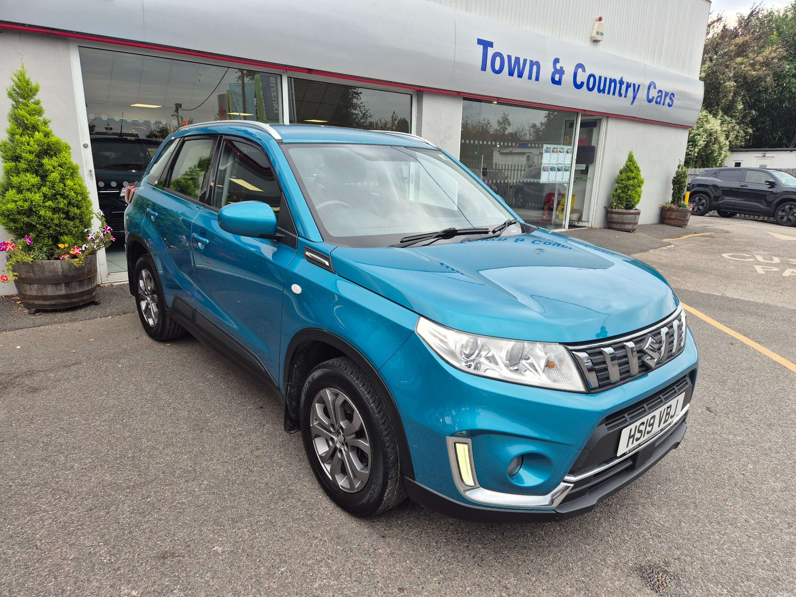 A 2019 SUZUKI VITARA 1.0 Boosterjet SZ4 SUV 5dr Petrol Manual Euro 6 (s/s) (111 ps) A 2019 SUZUKI VITARA 1.0 Boosterjet SZ4 SUV 5dr Petrol Manual Euro 6 (s/s) (111 ps)