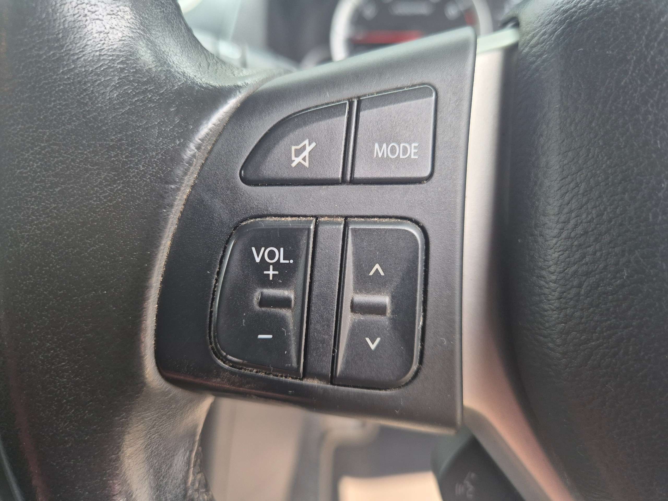 2013 SUZUKI SWIFT 2013 SUZUKI SWIFT