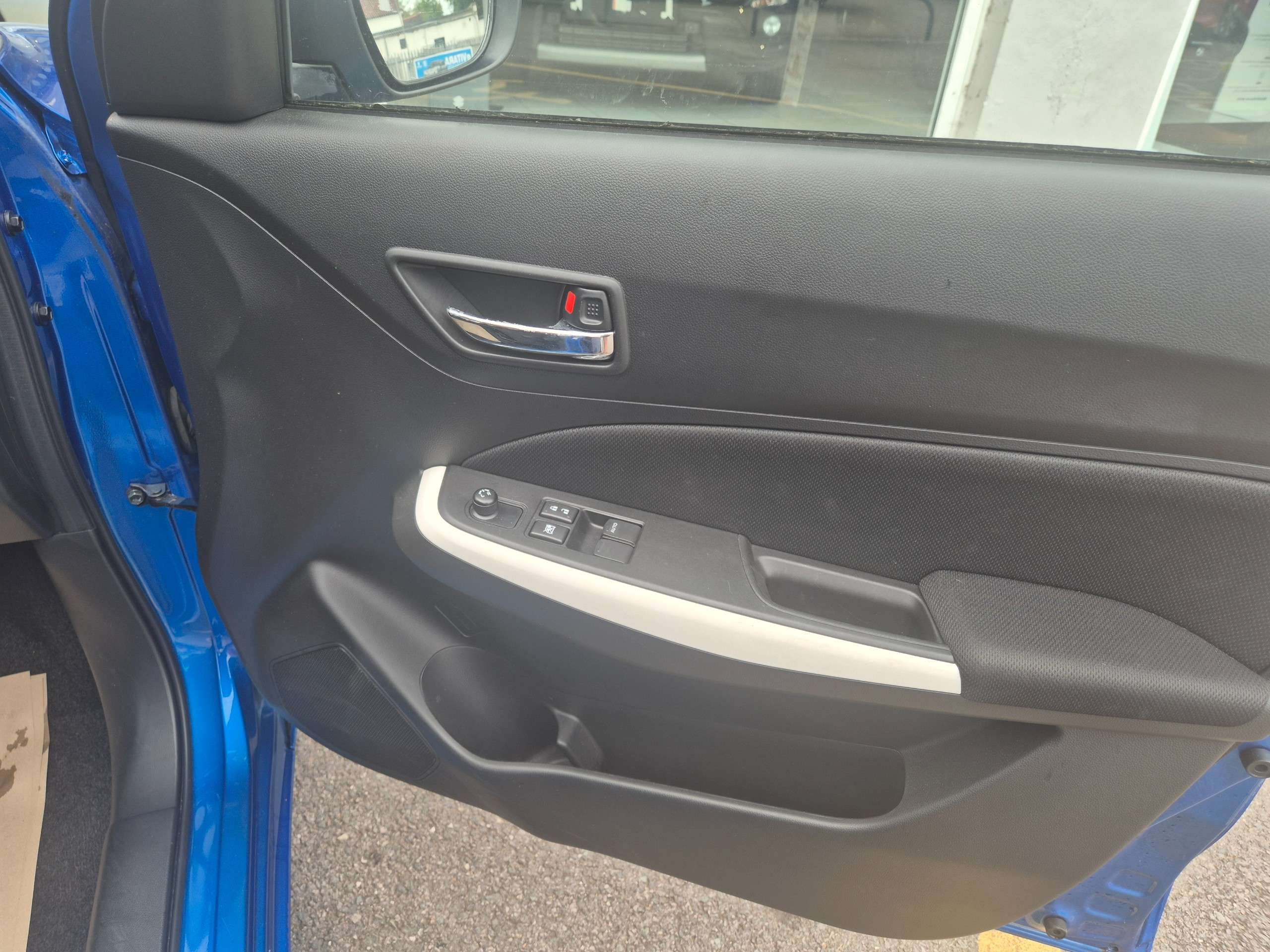 2021 SUZUKI SWIFT 2021 SUZUKI SWIFT