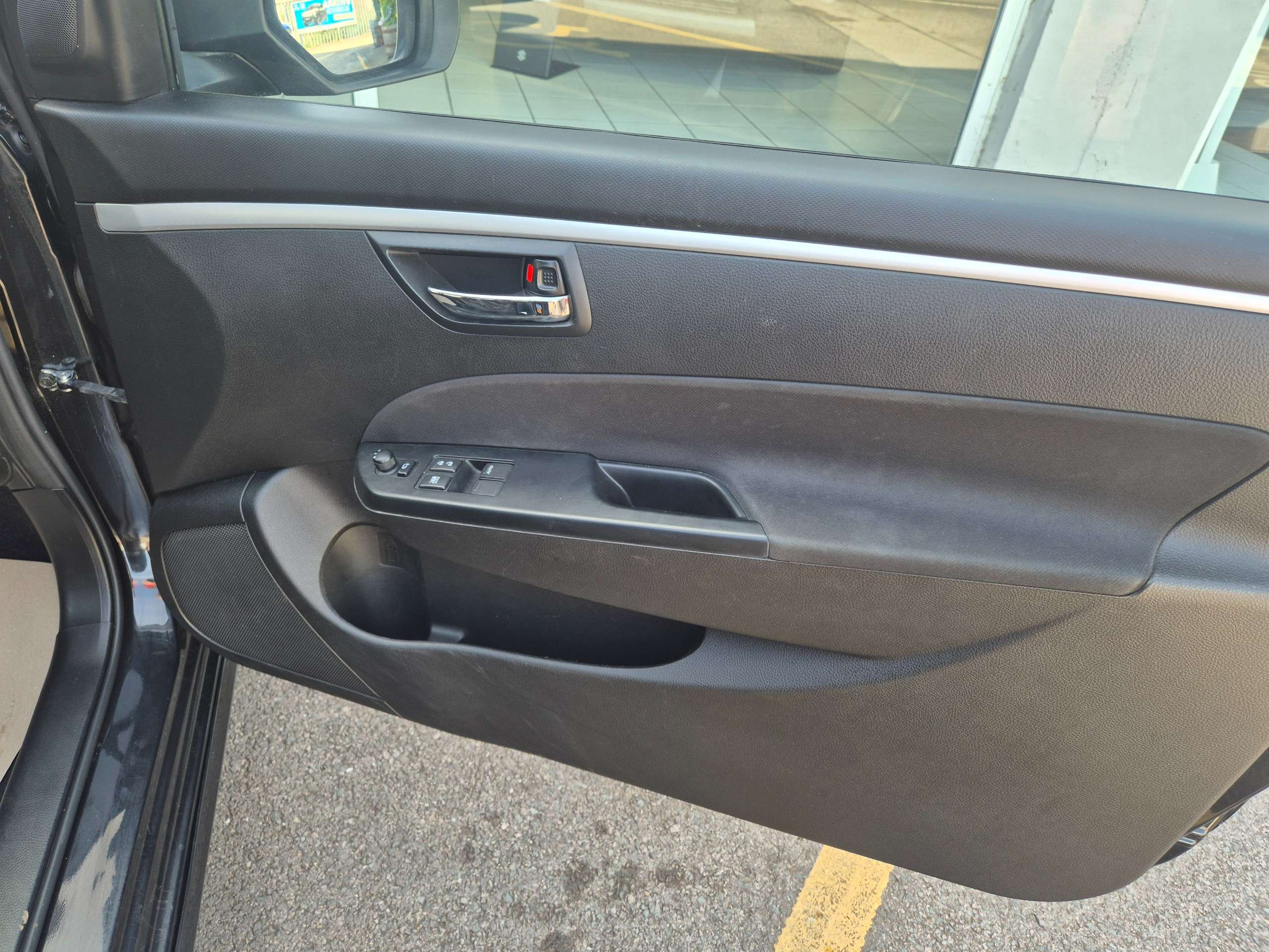 2015 SUZUKI SWIFT 2015 SUZUKI SWIFT