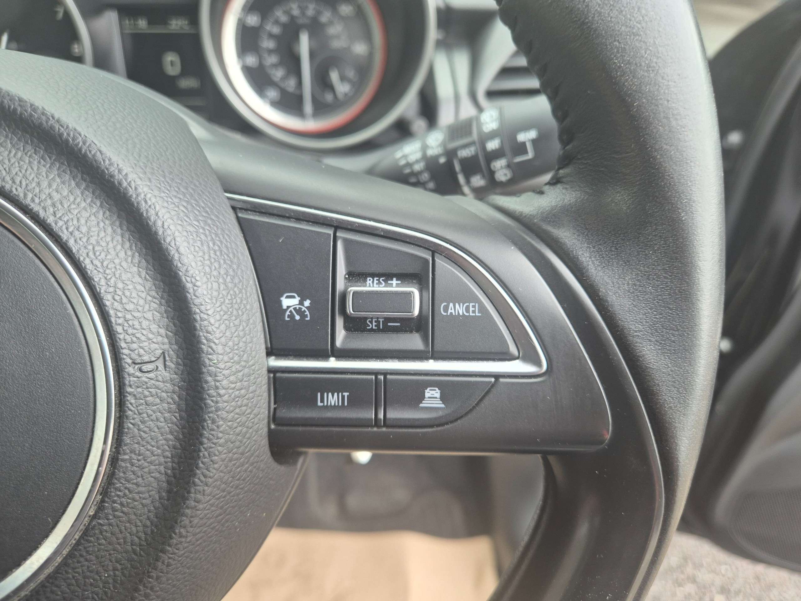 2023 SUZUKI SWIFT 2023 SUZUKI SWIFT