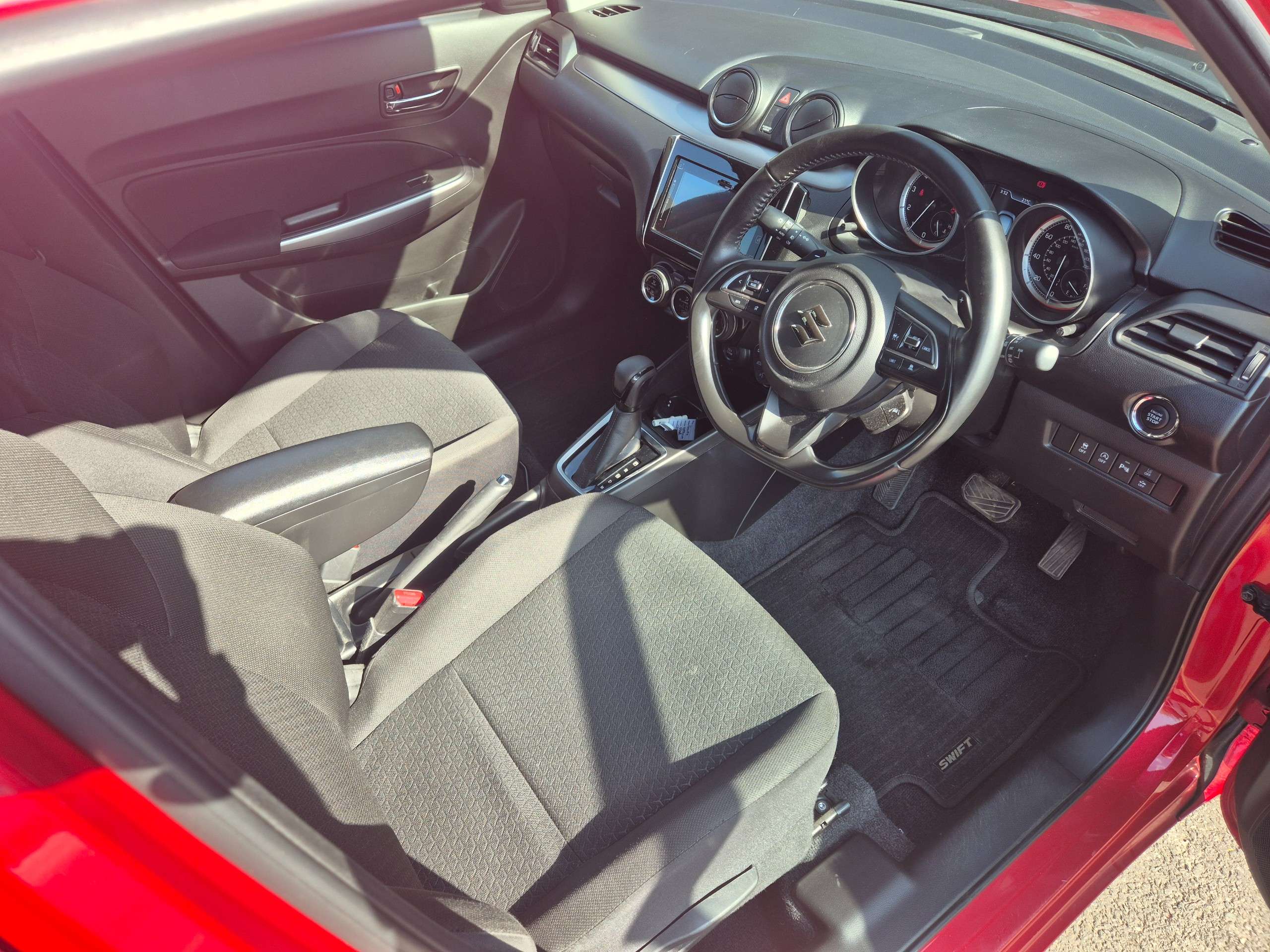 2022 SUZUKI SWIFT 2022 SUZUKI SWIFT