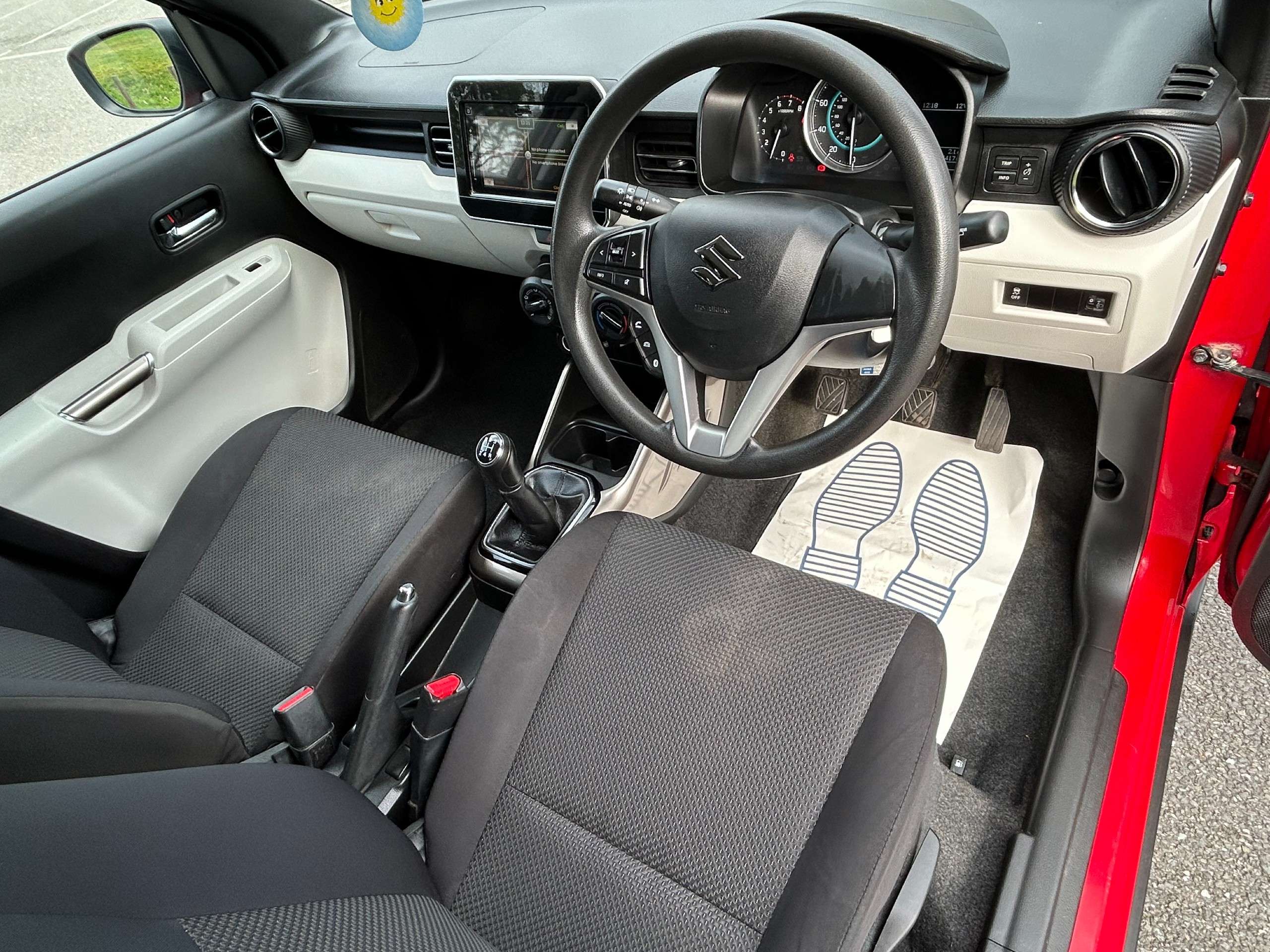 A 2017 SUZUKI IGNIS 1.2 Dualjet SZ-T Hatchback 5dr Petrol Manual Euro 6 (90 ps) A 2017 SUZUKI IGNIS 1.2 Dualjet SZ-T Hatchback 5dr Petrol Manual Euro 6 (90 ps)