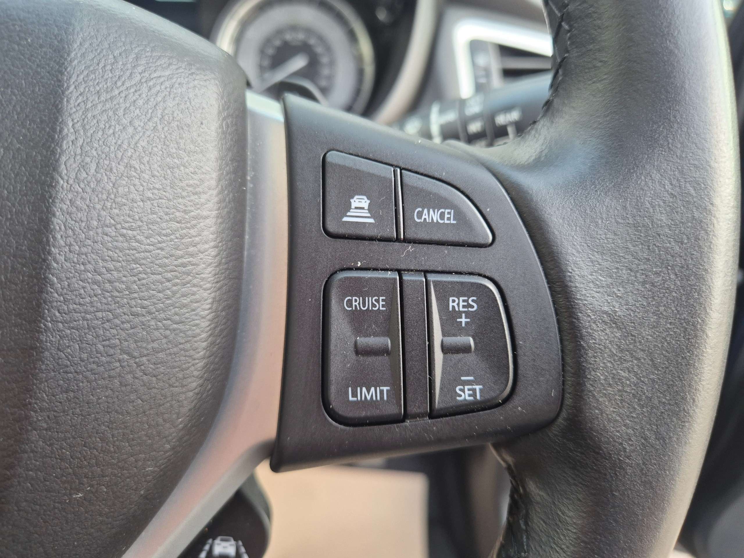 2023 SUZUKI SX4 2023 SUZUKI SX4