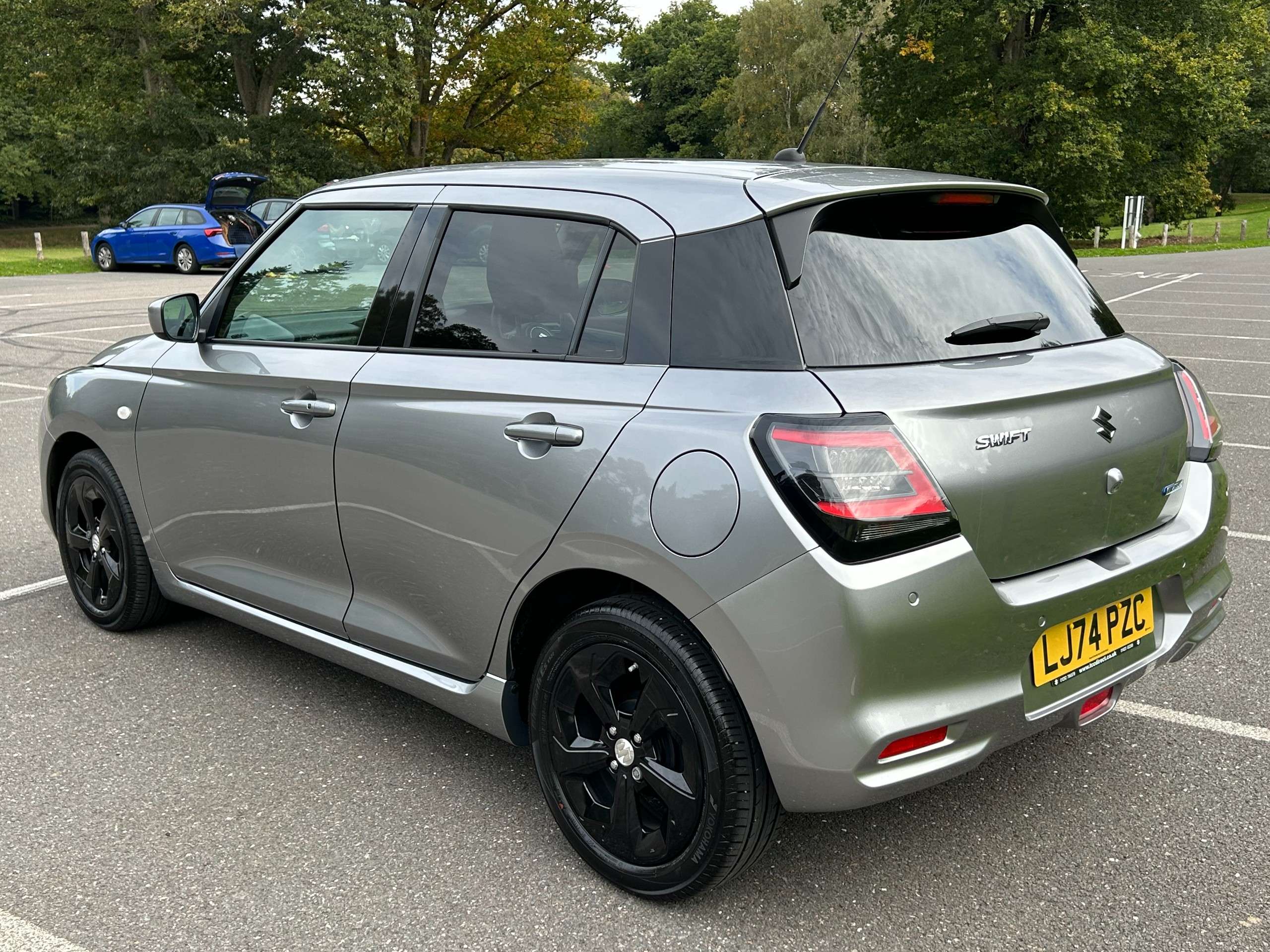 A 2025 SUZUKI SWIFT 1.2 MHEV Motion Hatchback 5dr Petrol Hybrid Manual Euro 6 (s/s) (82 ps) A 2025 SUZUKI SWIFT 1.2 MHEV Motion Hatchback 5dr Petrol Hybrid Manual Euro 6 (s/s) (82 ps)