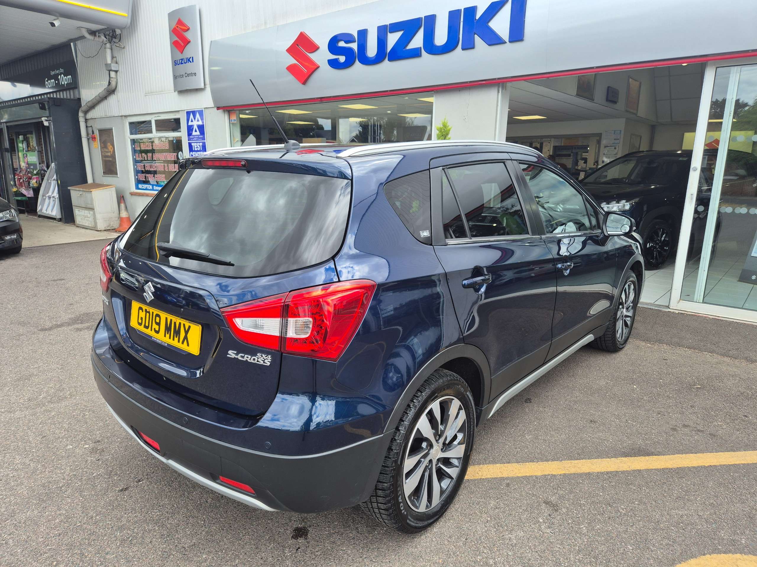 2019 SUZUKI SX4 2019 SUZUKI SX4