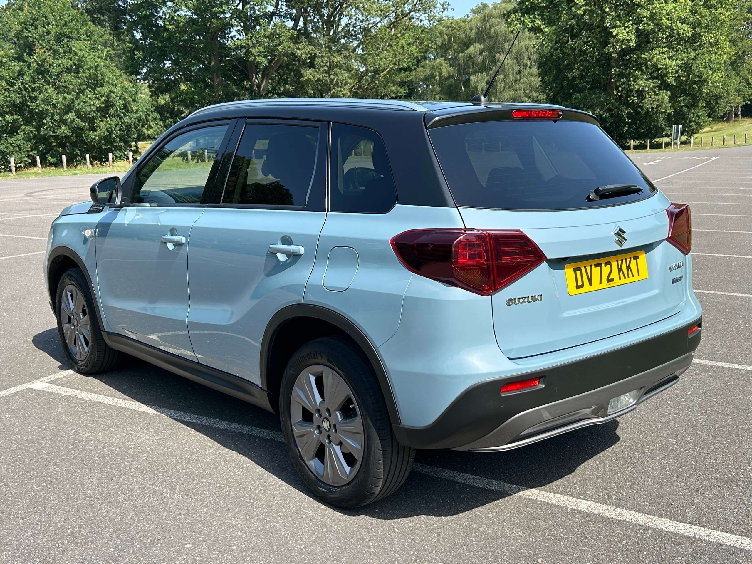 A 2023 SUZUKI VITARA 1.4 Boosterjet MHEV SZ-T SUV 5dr Petrol Hybrid Manual Euro 6 (s/s) (129 ps) A 2023 SUZUKI VITARA 1.4 Boosterjet MHEV SZ-T SUV 5dr Petrol Hybrid Manual Euro 6 (s/s) (129 ps)