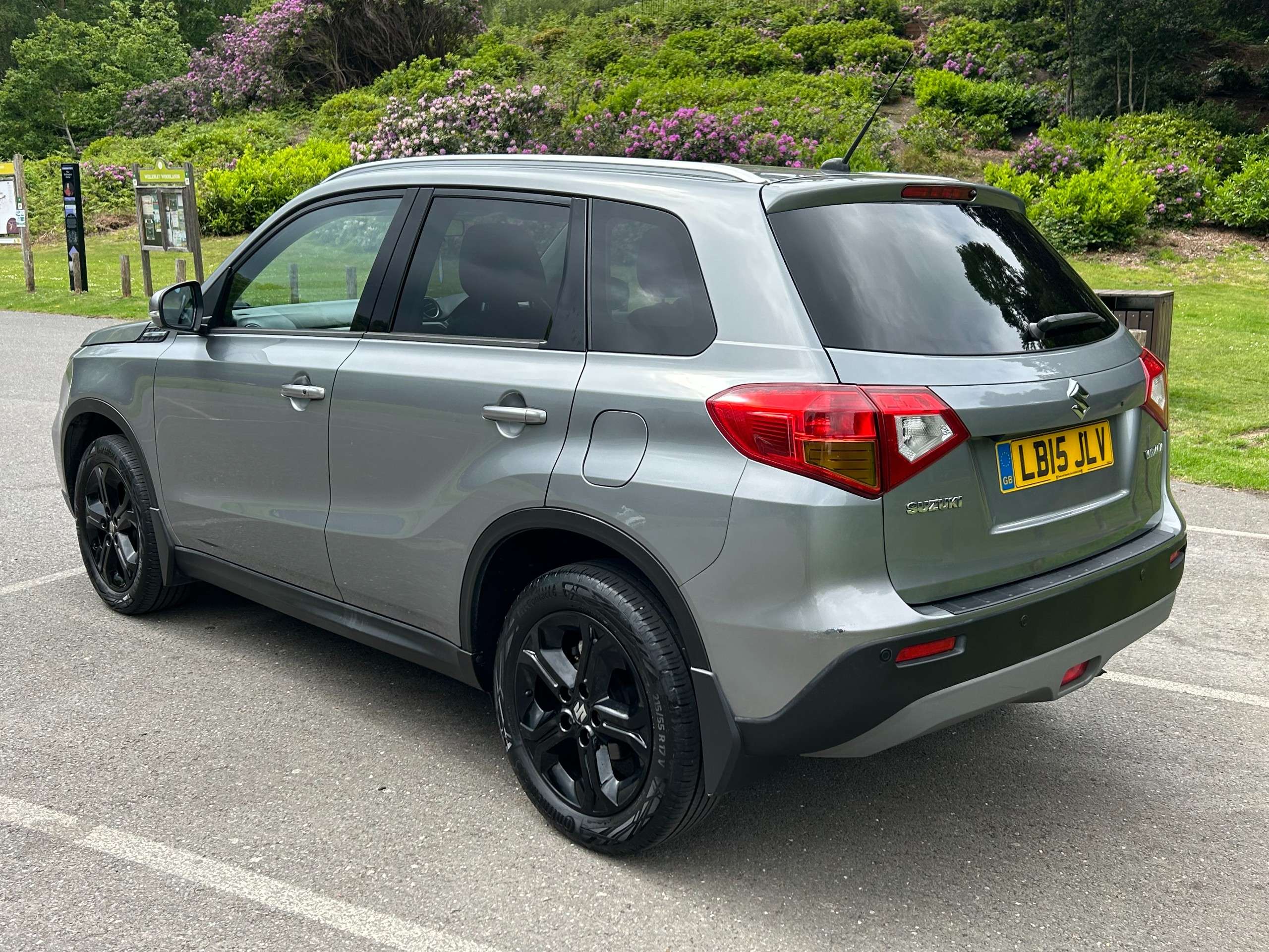 A 2015 SUZUKI VITARA 1.6 SZ5 SUV 5dr Petrol Manual Euro 6 (s/s) (120 ps) A 2015 SUZUKI VITARA 1.6 SZ5 SUV 5dr Petrol Manual Euro 6 (s/s) (120 ps)