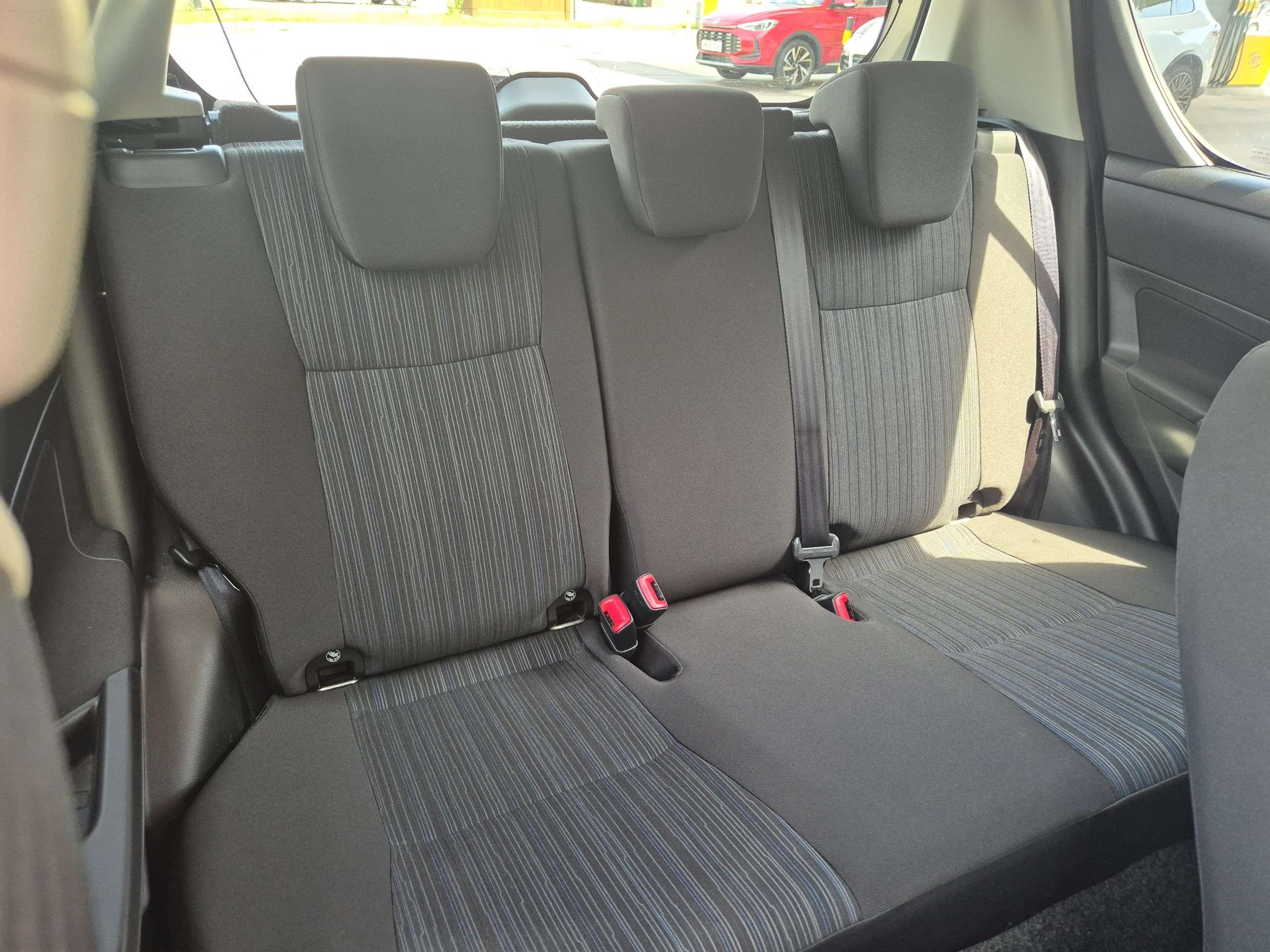 2014 SUZUKI SWIFT 2014 SUZUKI SWIFT