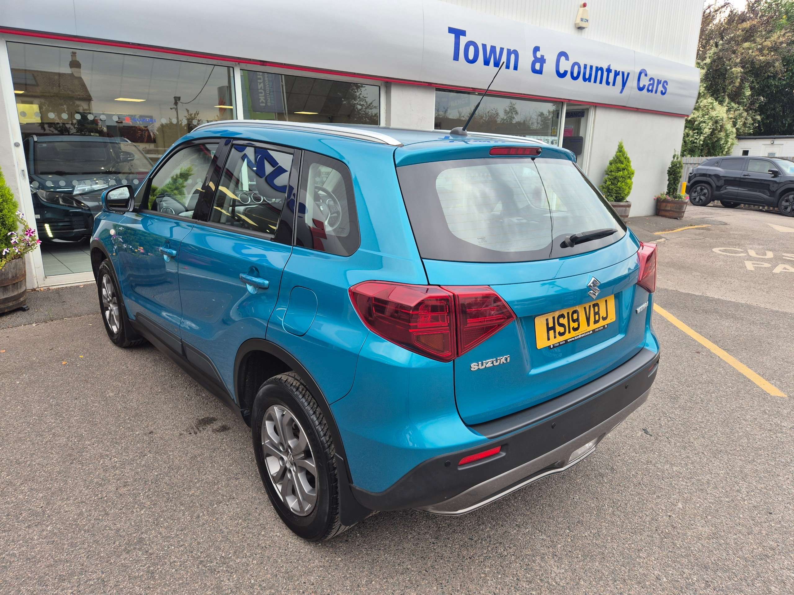 A 2019 SUZUKI VITARA 1.0 Boosterjet SZ4 SUV 5dr Petrol Manual Euro 6 (s/s) (111 ps) A 2019 SUZUKI VITARA 1.0 Boosterjet SZ4 SUV 5dr Petrol Manual Euro 6 (s/s) (111 ps)